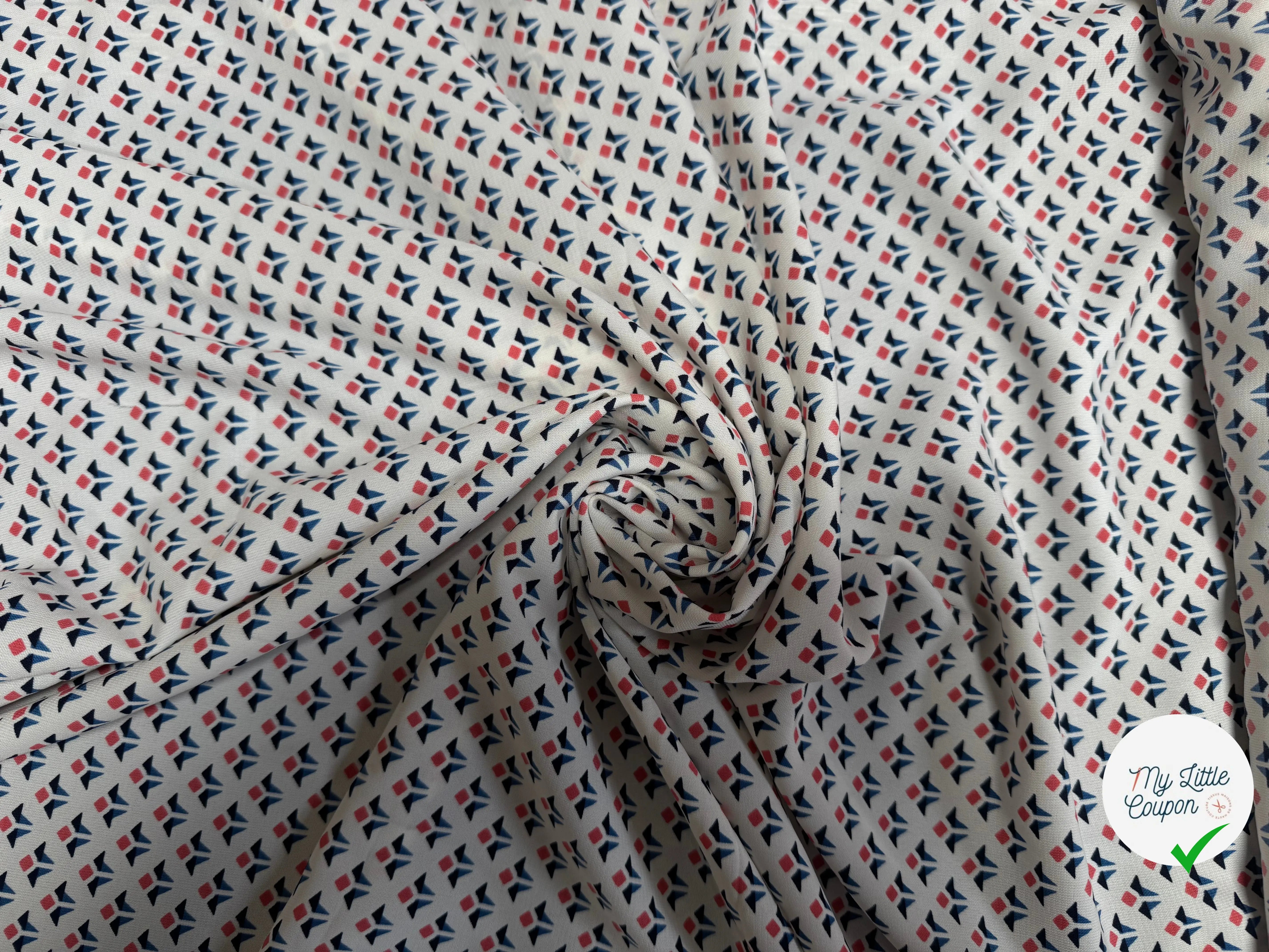 TISSU FLUIDE BLANC A MOTIFS GÉOMÉTRIQUES - My Little Coupon