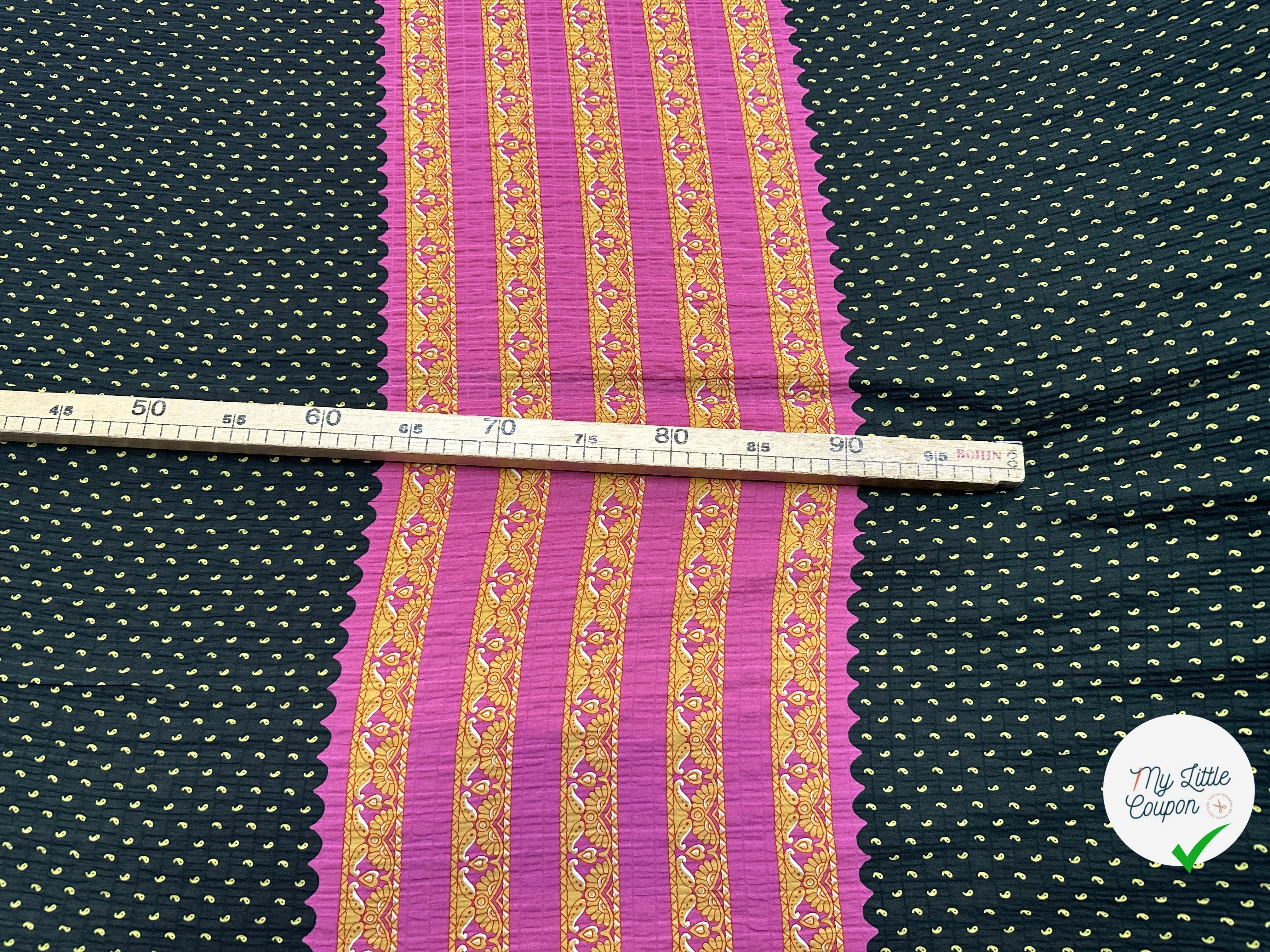 TISSU GAUFFRÉ PAISLEY ET ROSE - My Little Coupon