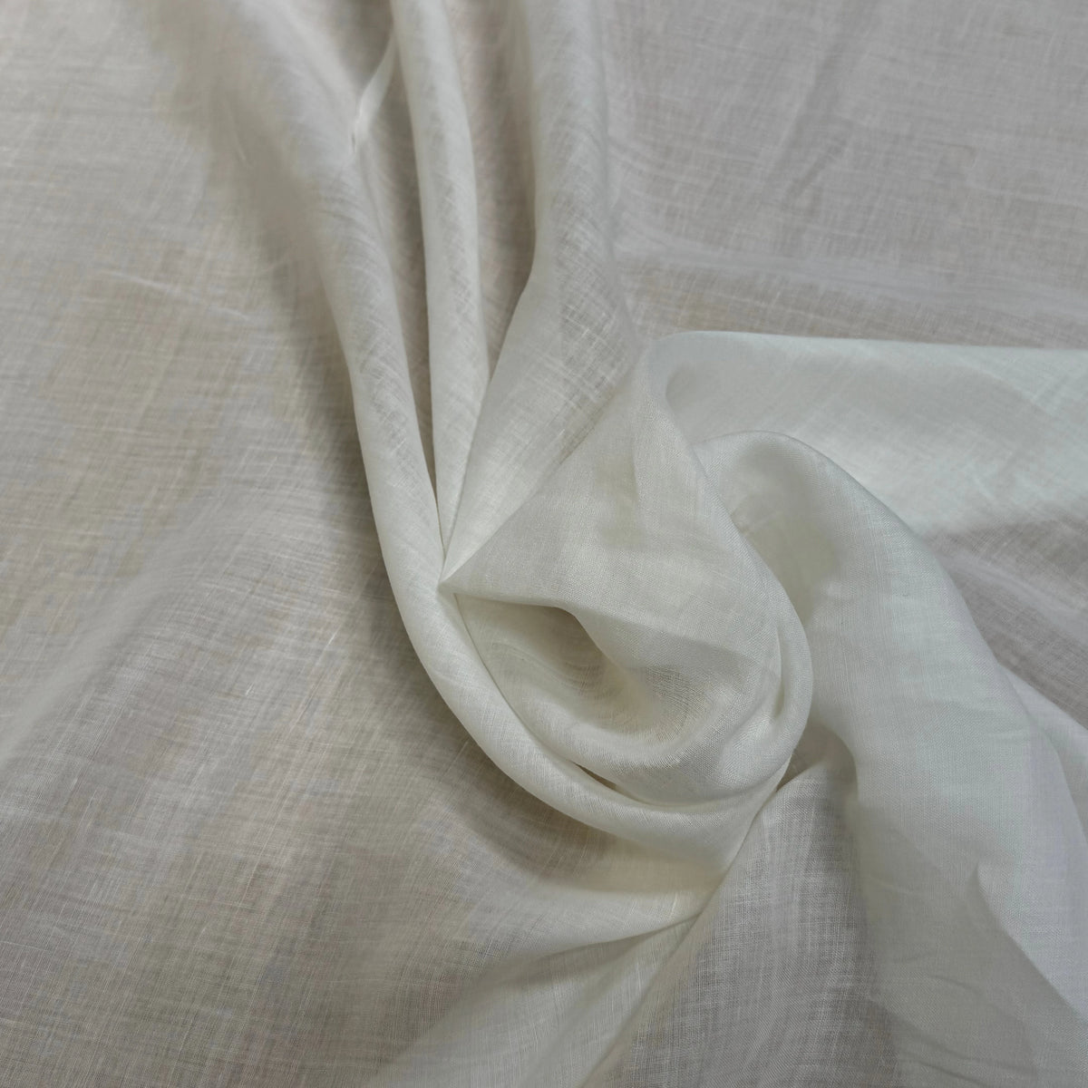 TISSU LIN VISCOSE LEGER BLANC CASSÉ - My Little Coupon
