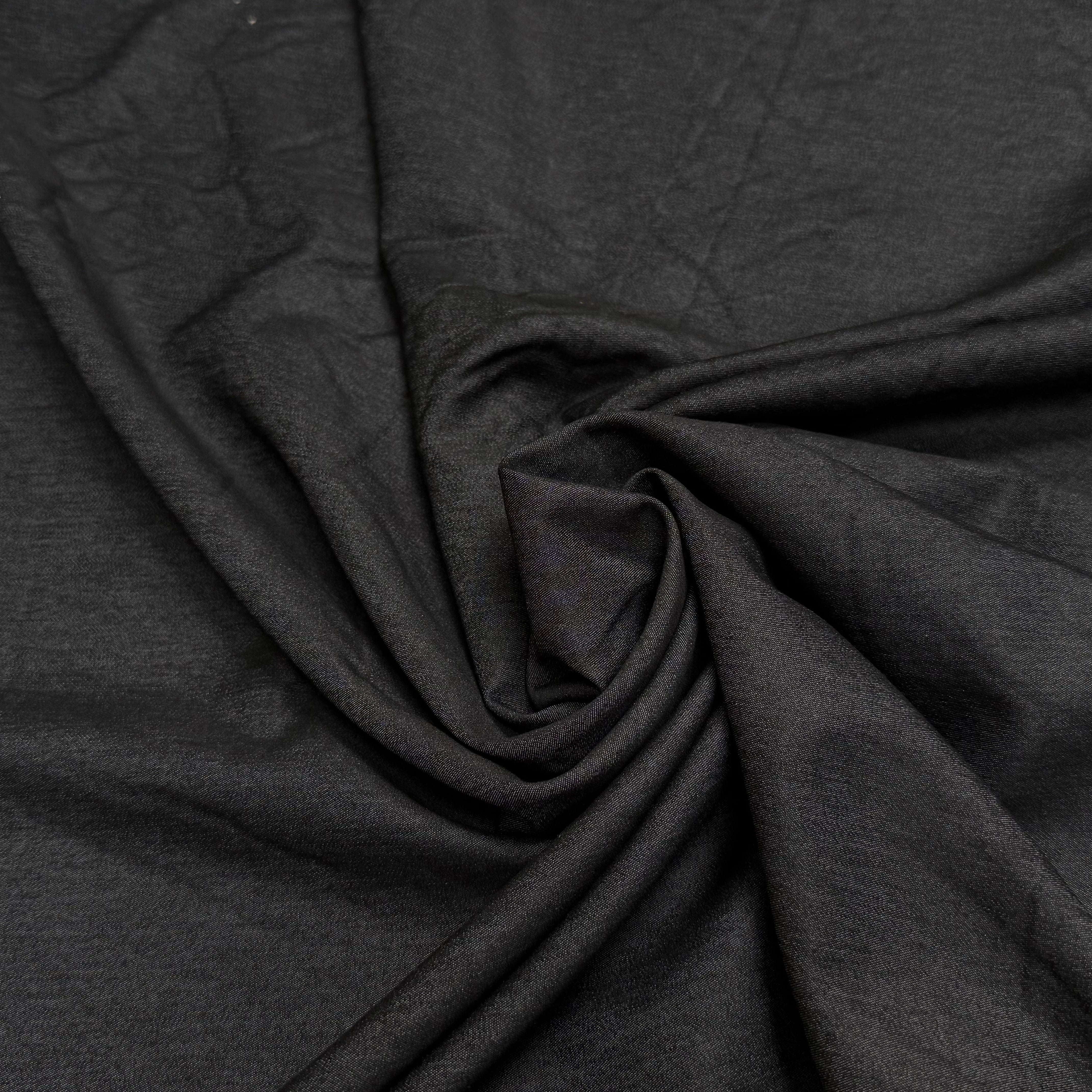 TISSU POLYVISCOSE FLUIDE SATINÉ GRIS ESPRIT DENIM - My Little Coupon
