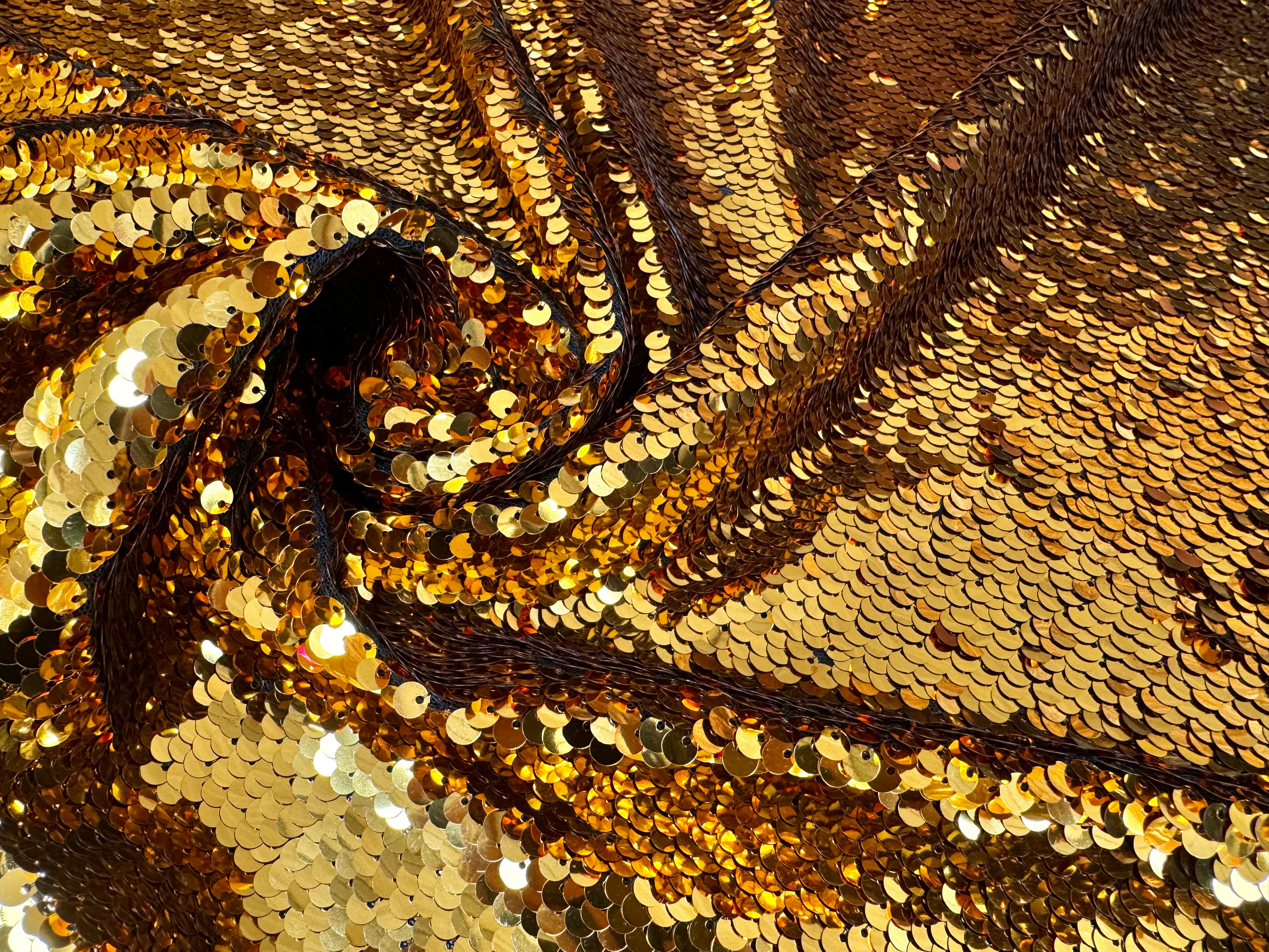 TISSU SEQUIN PAILLETTES SUR TULLE GOLD - My Little Coupon