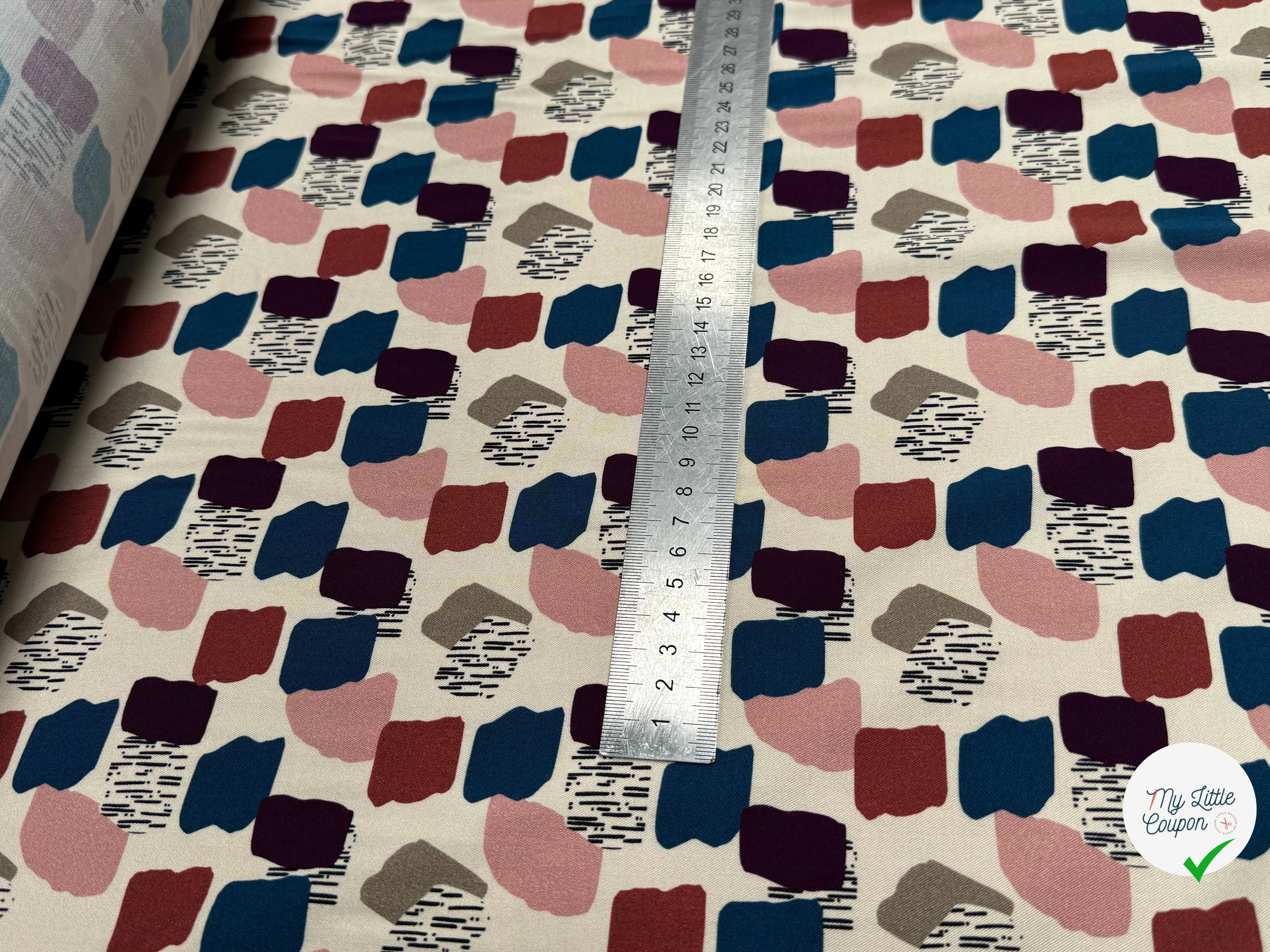 TISSU VISCOSE ÉLASTHANNE IMPRIMÉ TRAIN PUNGI TOPO TRAIN - My Little Coupon