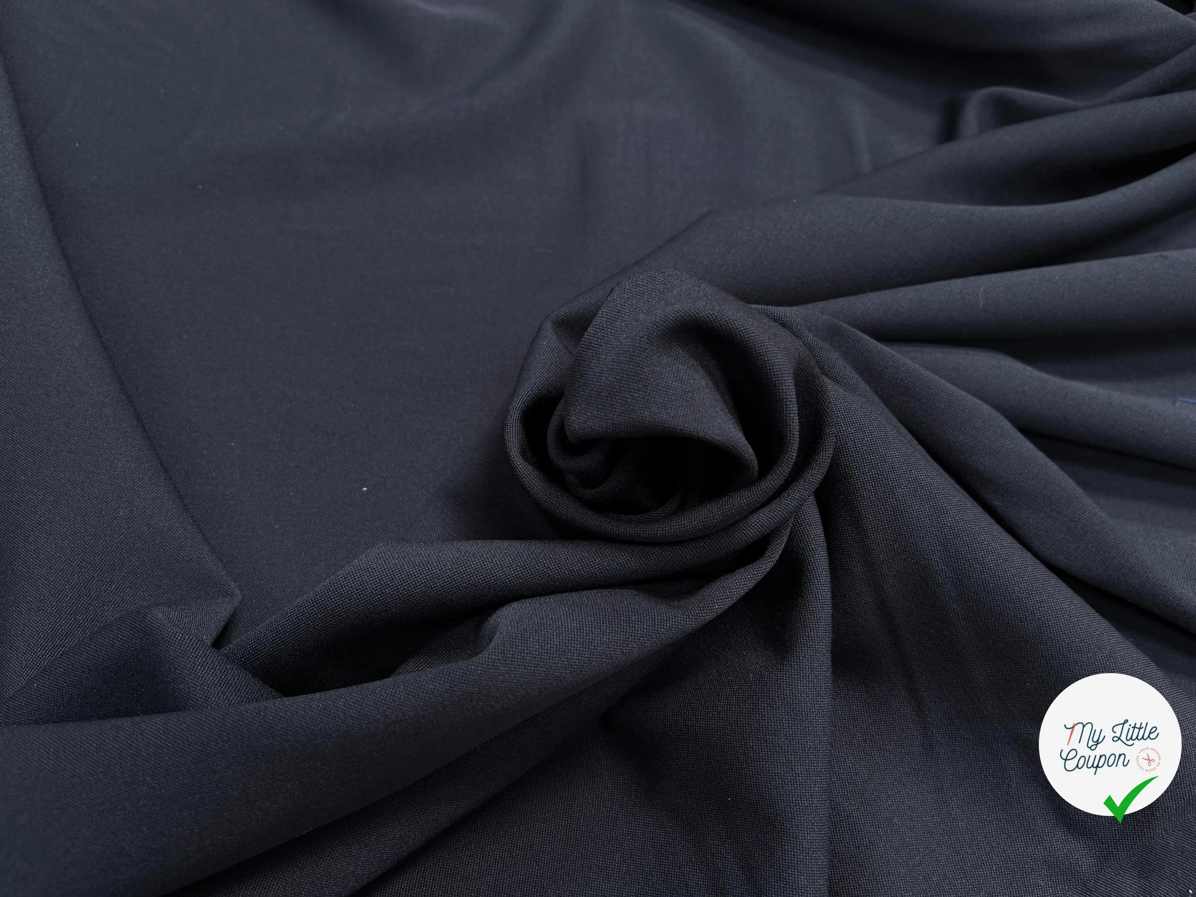 TOILE DE LAINE TEXTURÉ SOUPLE (BLEU MARINE) - My Little Coupon