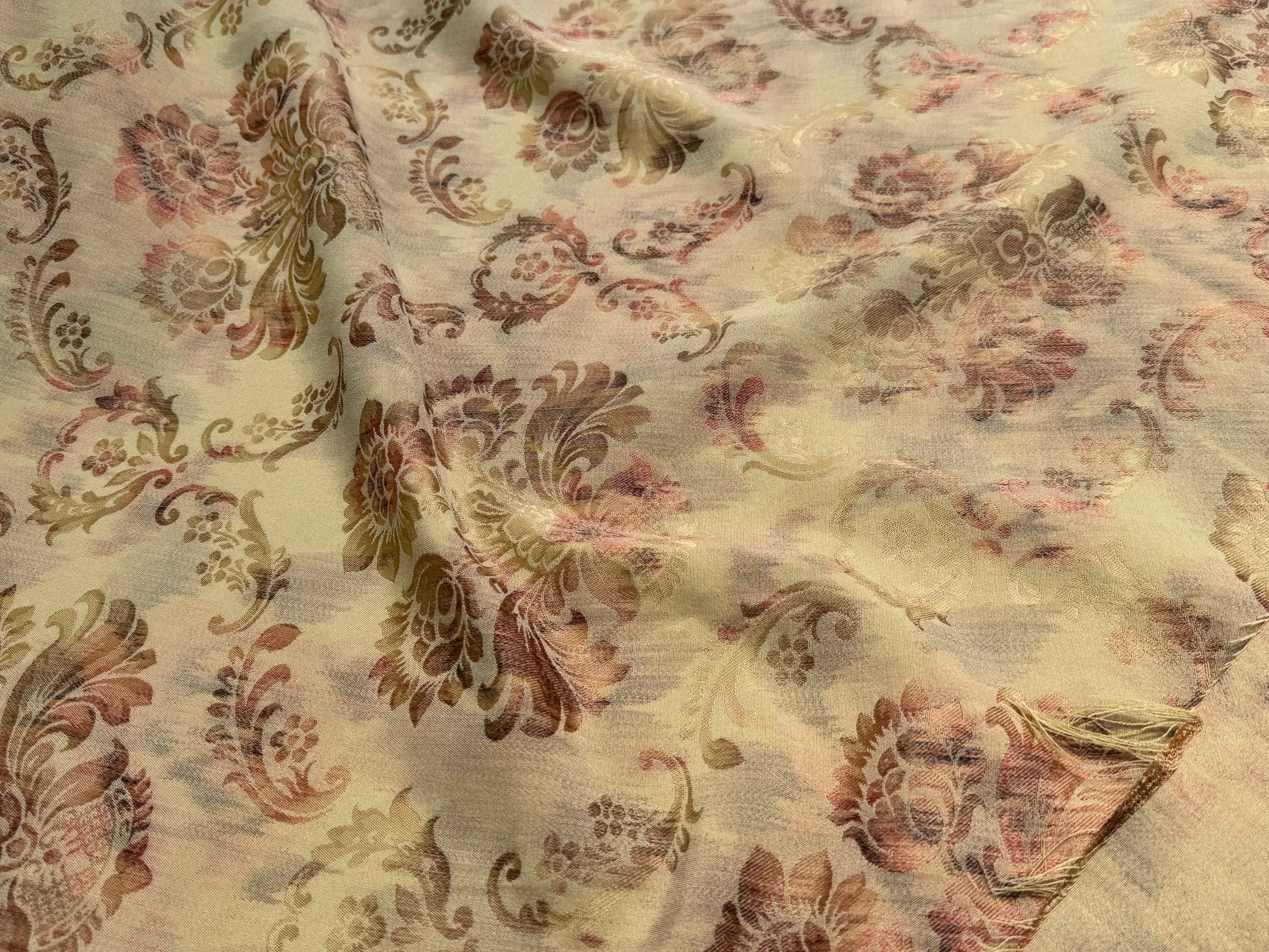 TOILE JACQUARD LOURDE IMPÉRIAL MOTIFS FLORAUX - My Little Coupon