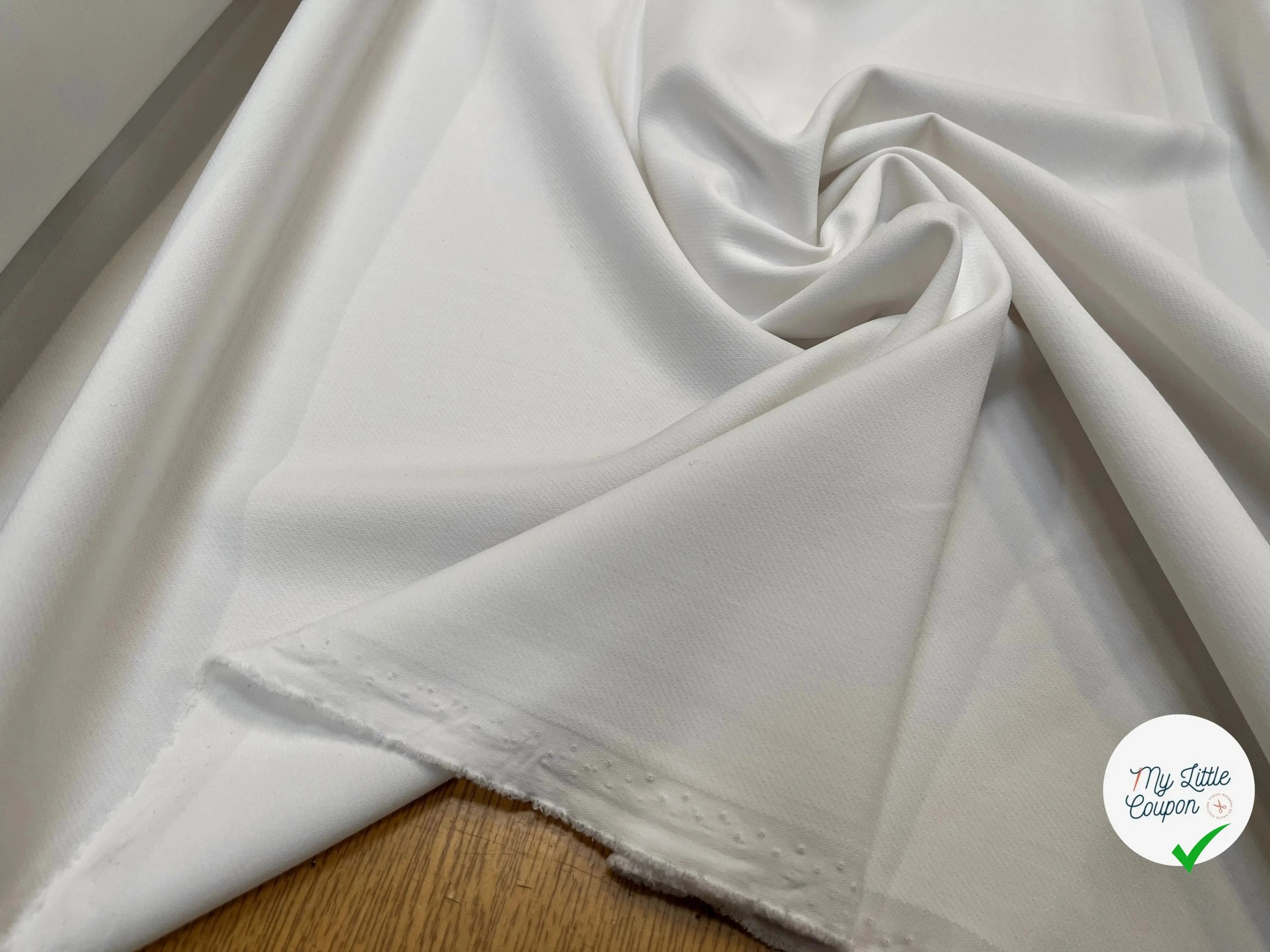 TOILE OWENS COUTURE FLUIDE STRETCH POLYVISCOSE UNI BLANC - My Little Coupon