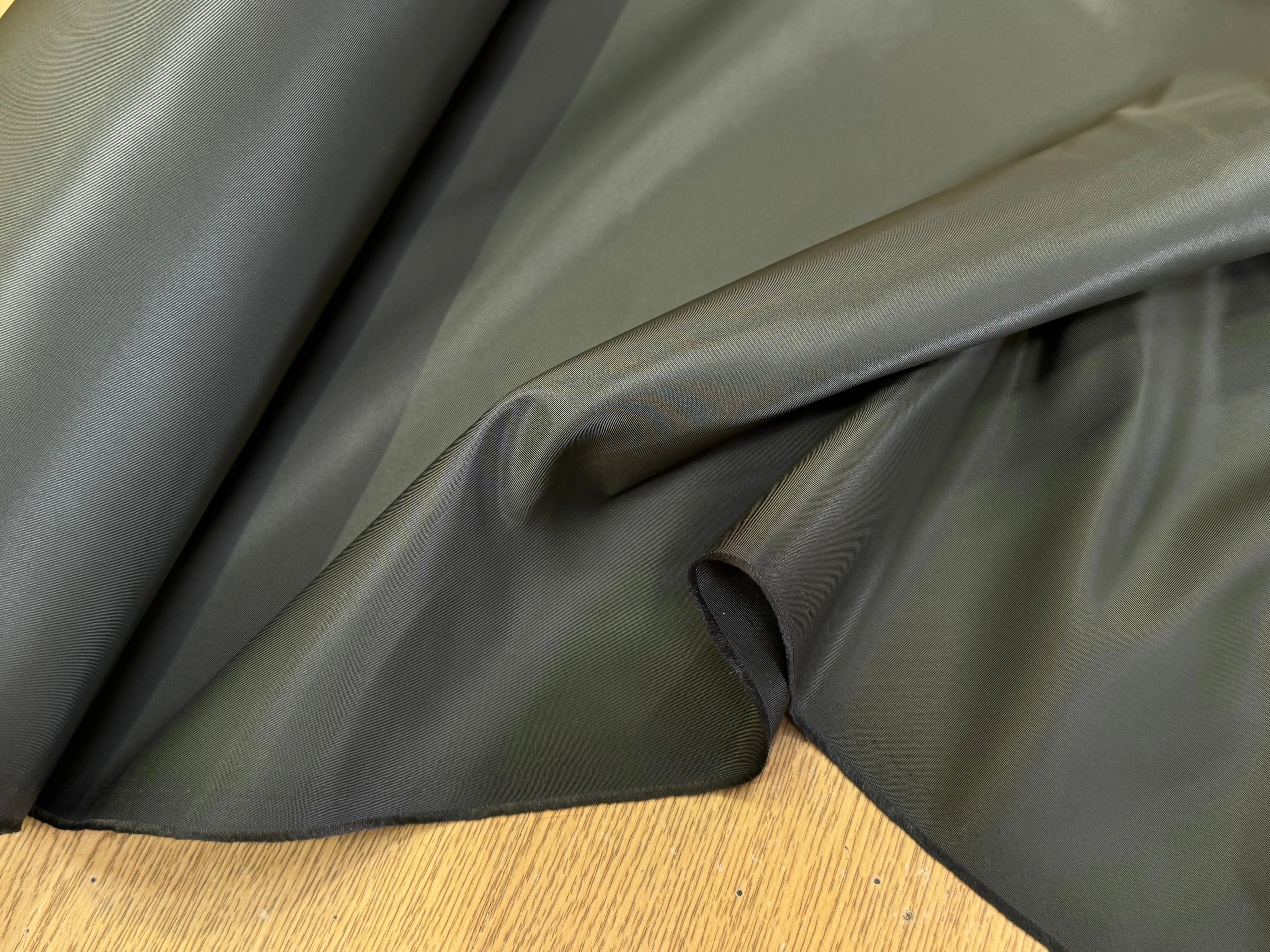 TOILE SATIN LOURD VERT OLIVE - My Little Coupon