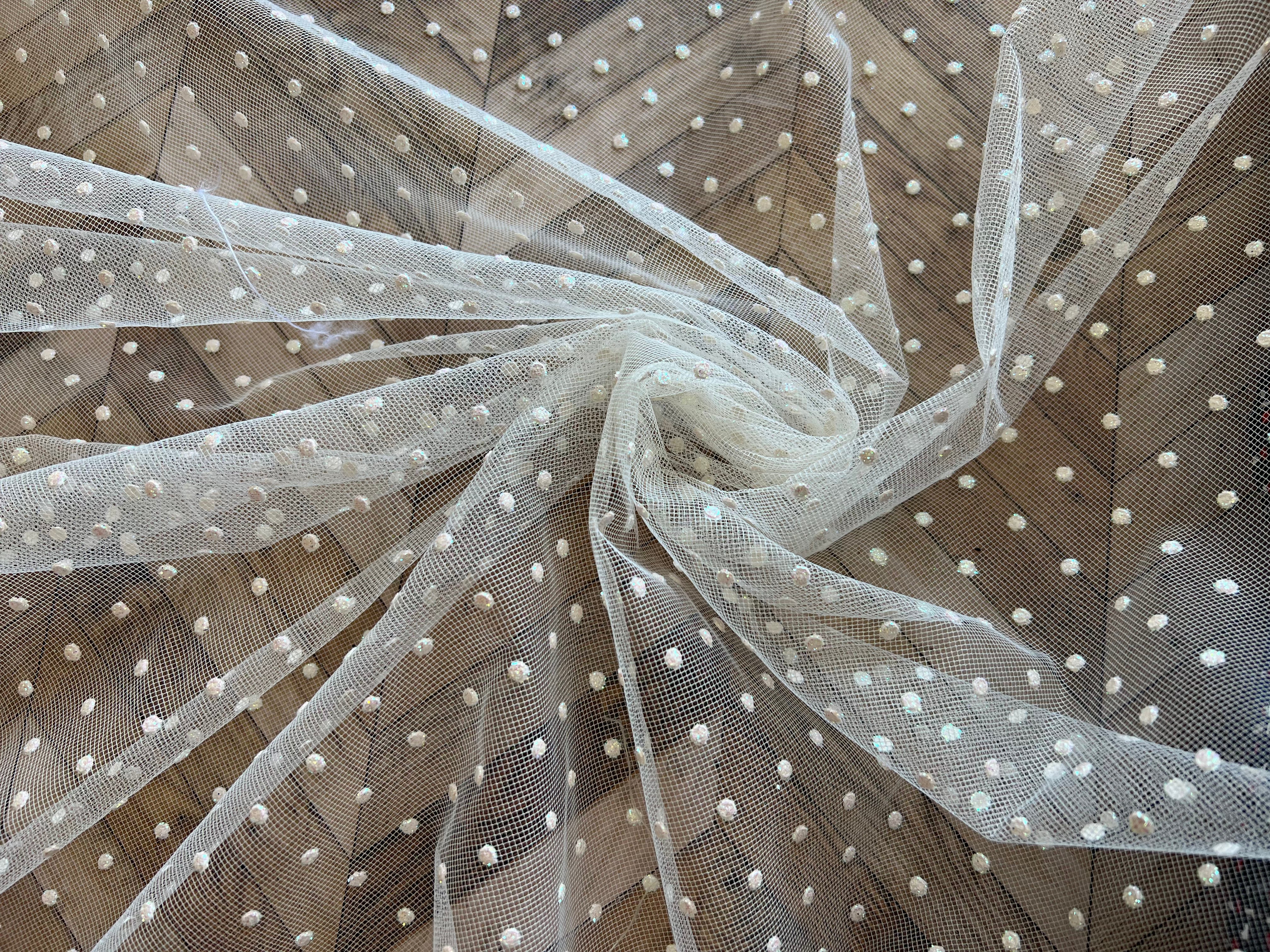 TULLE BLANC CASSÉ PLUMETIS IRISÉ ROSE - My Little Coupon