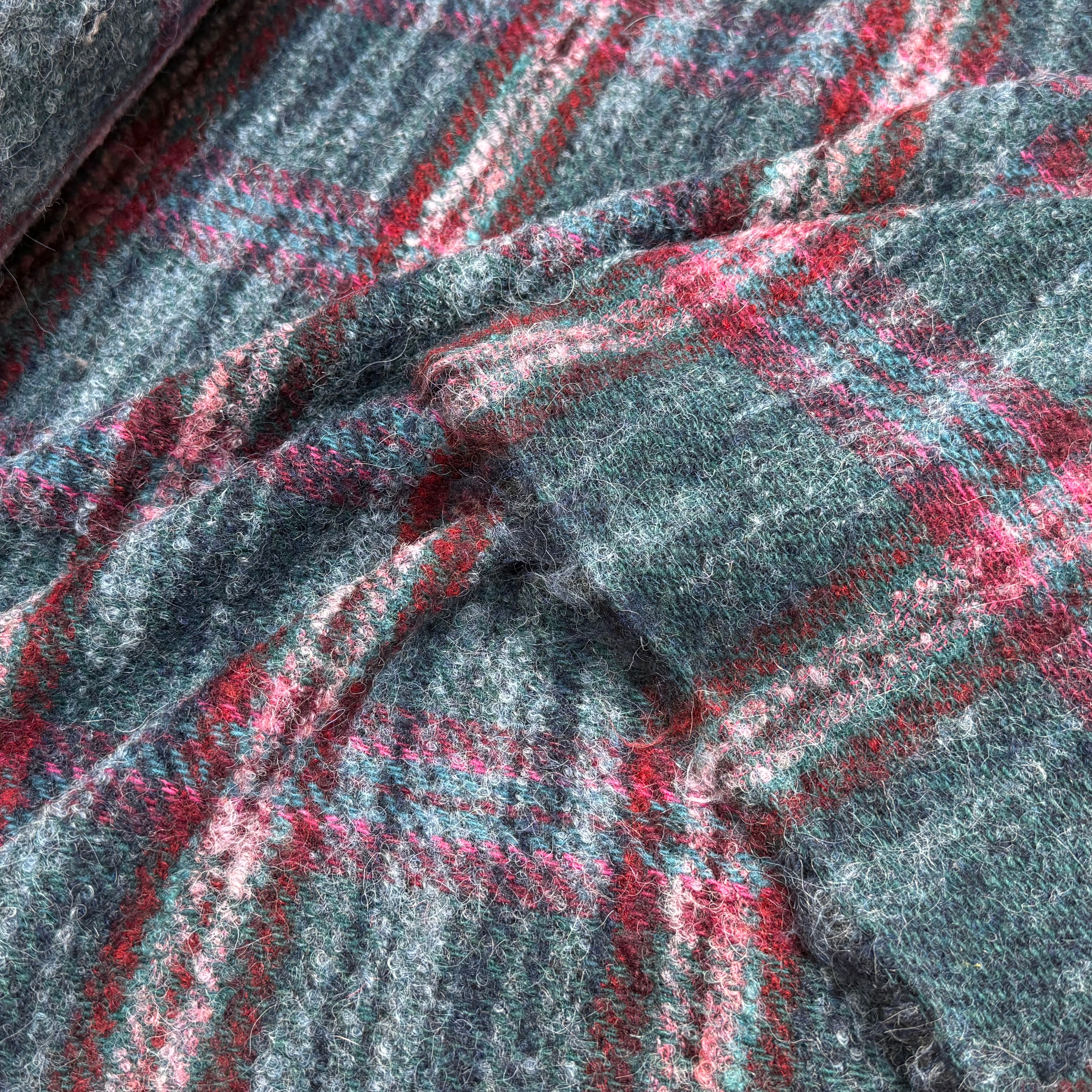 TWEED BOUCLETTE 56% LAINE BLEU À CARREAUX GIOVIXEN - My Little Coupon