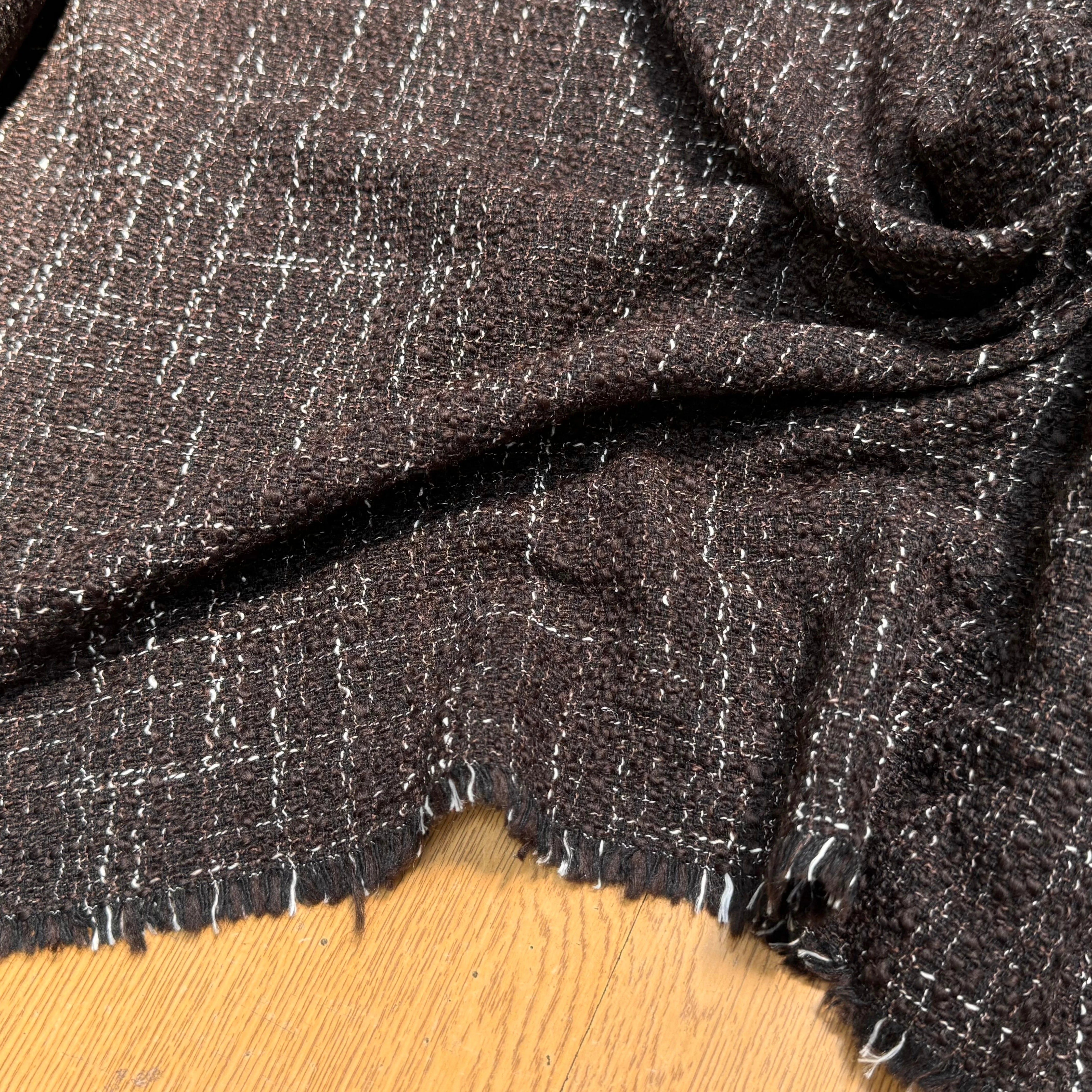 TWEED BOUCLETTE POLYLAINE MARRON NOIR - My Little Coupon