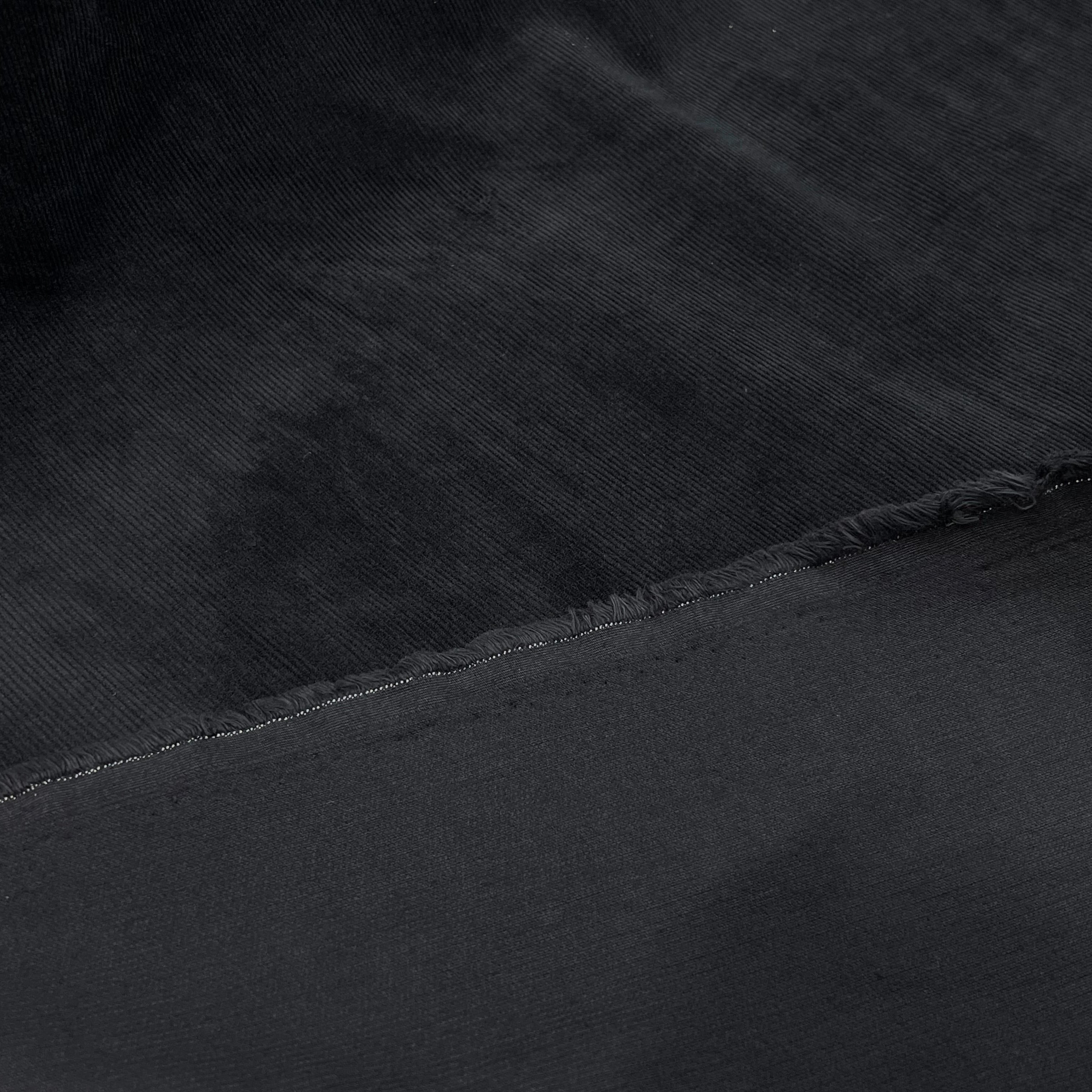 VELOURS 1000 RAIES NOIR - My Little Coupon
