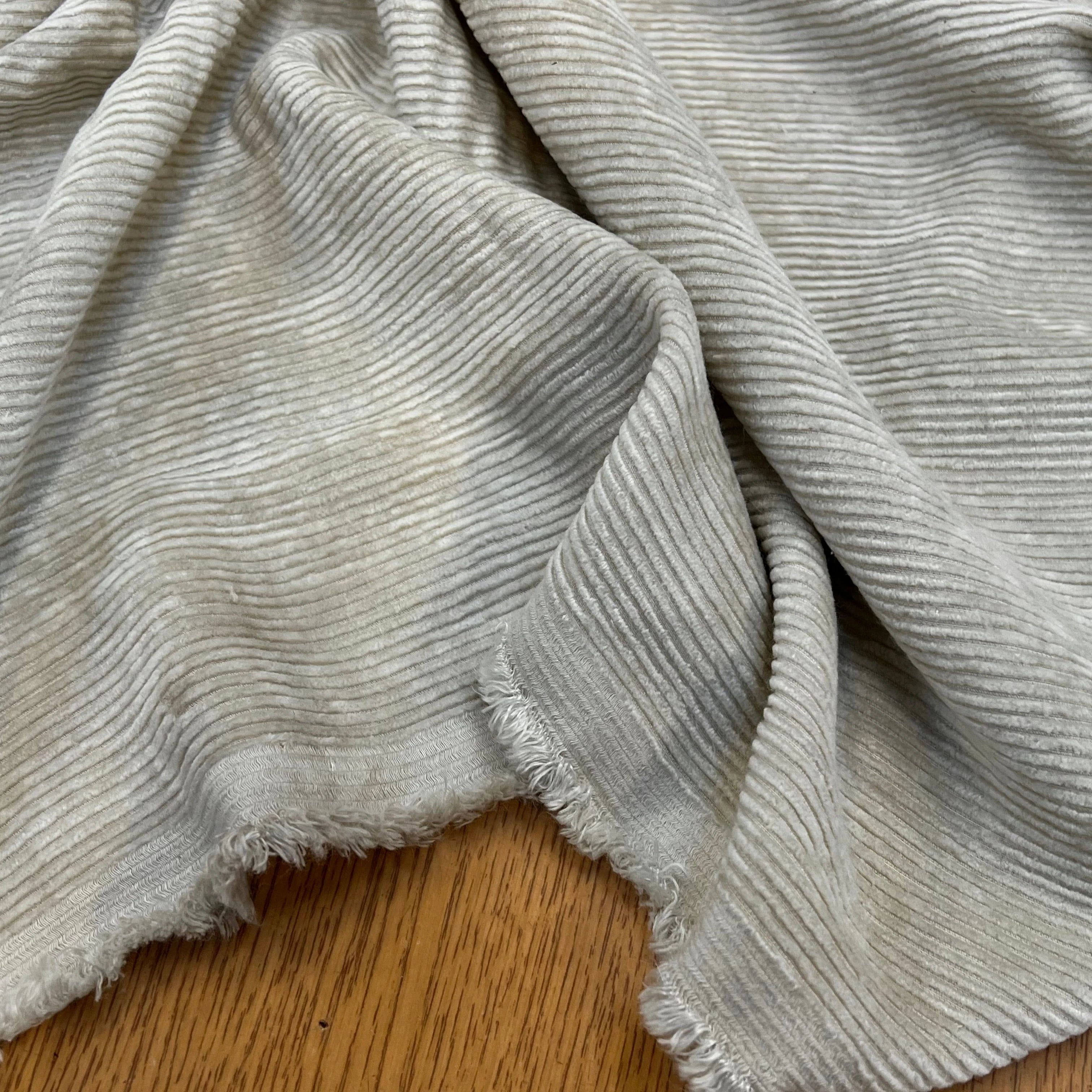 VELOURS DE COTON 500 RAIES BEIGE CLAIR 140CM - My Little Coupon