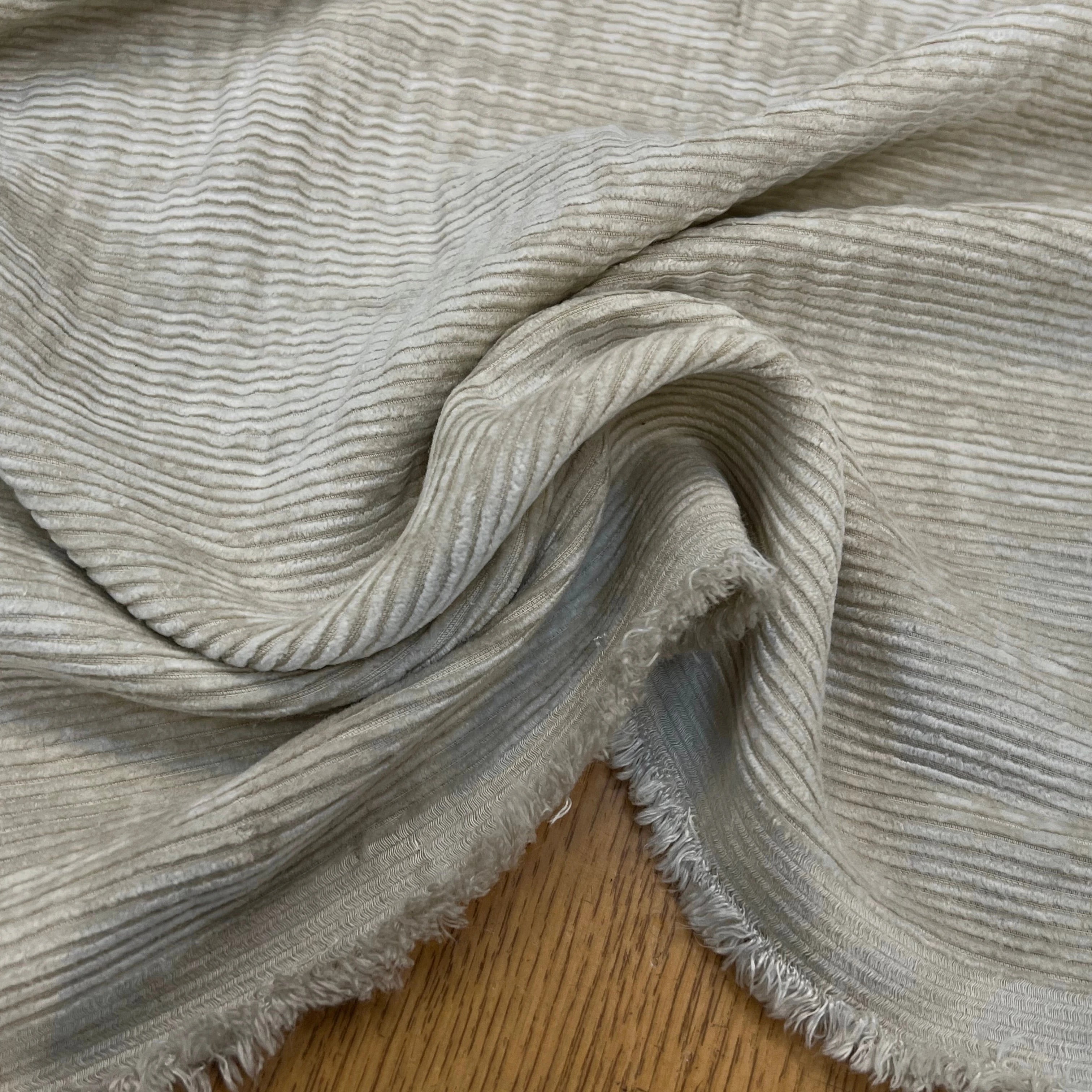 VELOURS DE COTON 500 RAIES BEIGE CLAIR 140CM - My Little Coupon