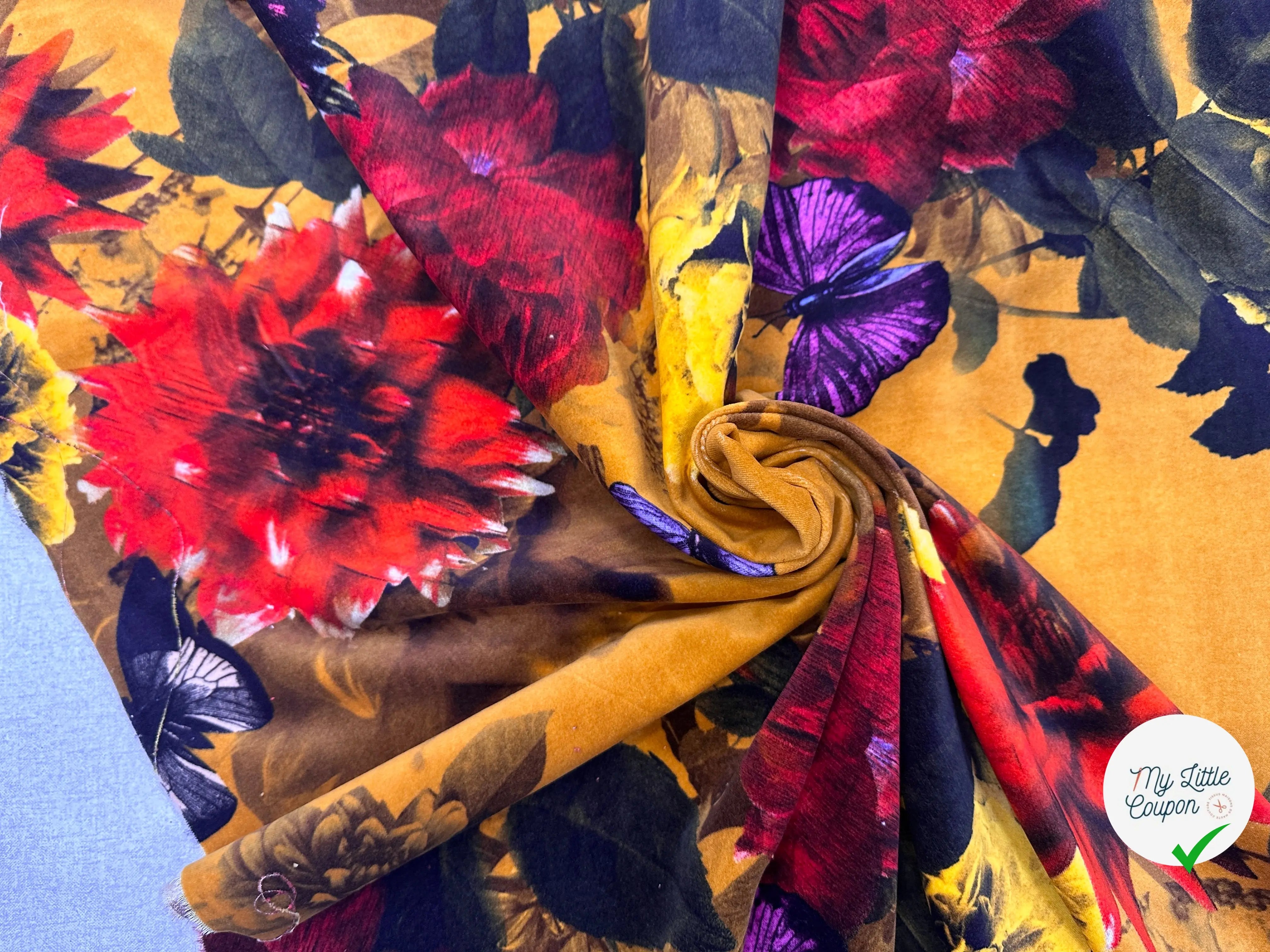 VELOURS DE COTON IMPRIMĂ FLORAL ET PAPILLONS MUSTARD MLC INTERN