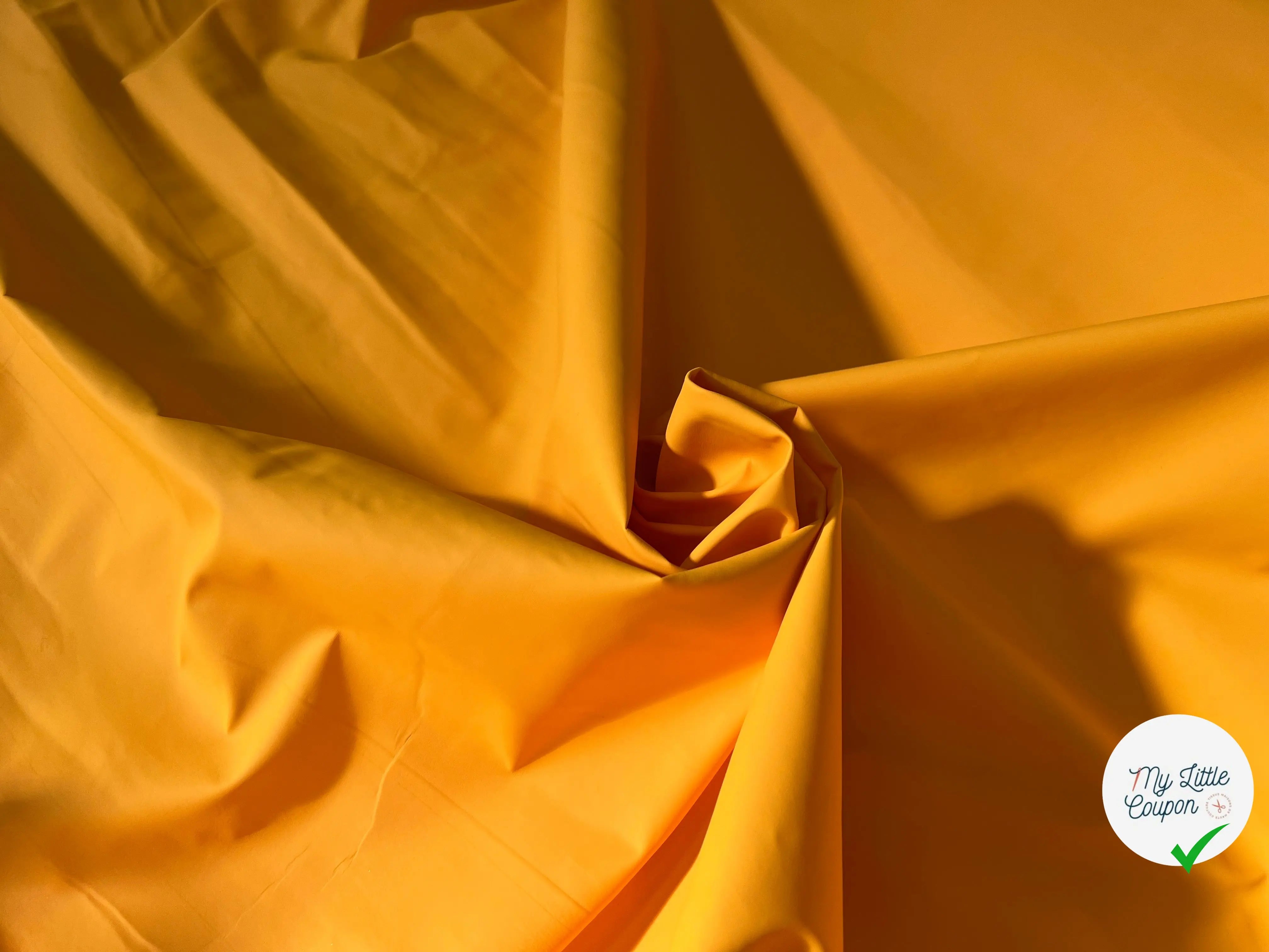 VINYLE MATE QUALITÉ COUTURE JAUNE LOURD SUBLIME - My Little Coupon