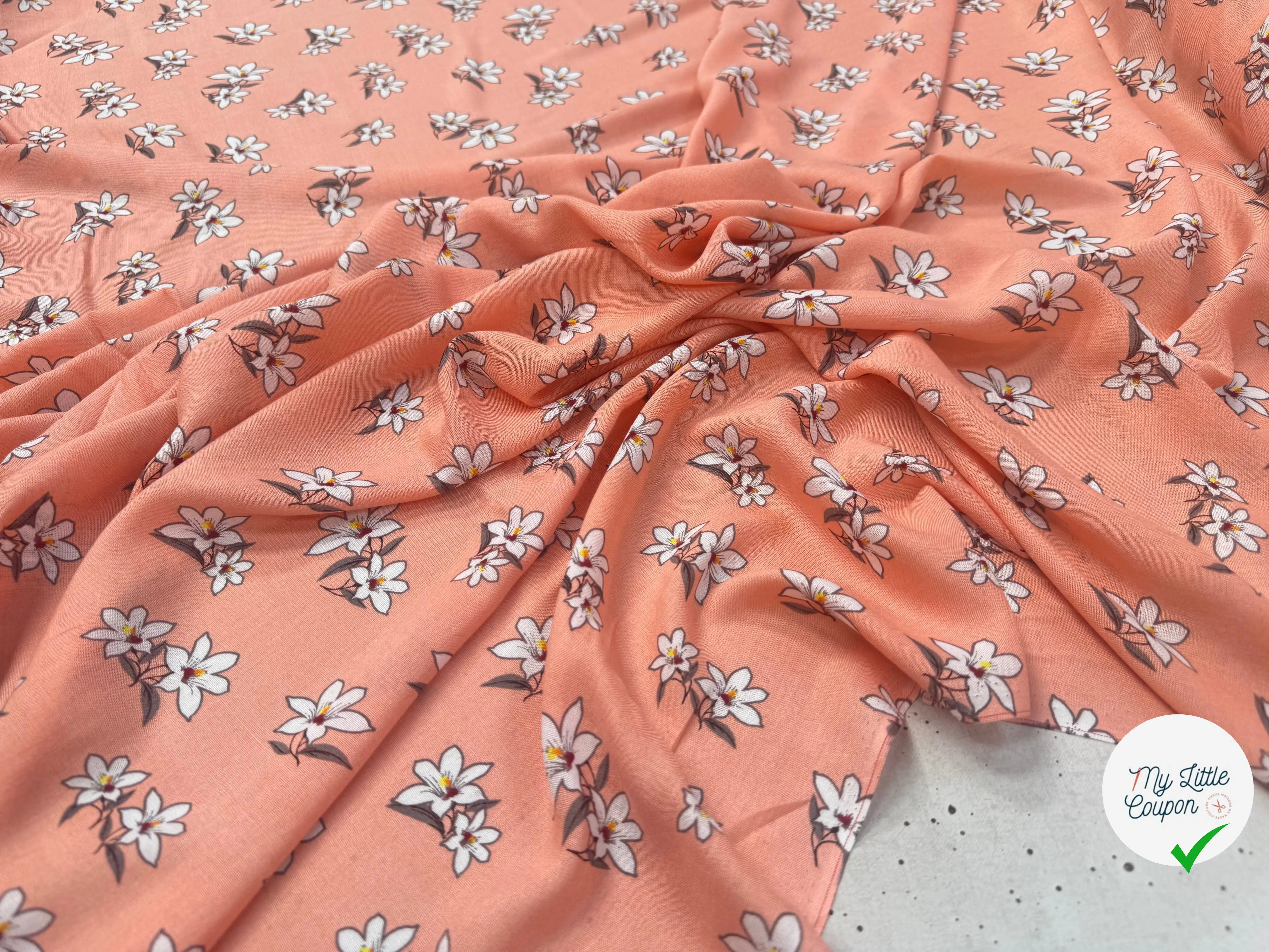 VISCOSE À MOTIF D'HIBISCUS À FOND PÊCHE - My Little Coupon