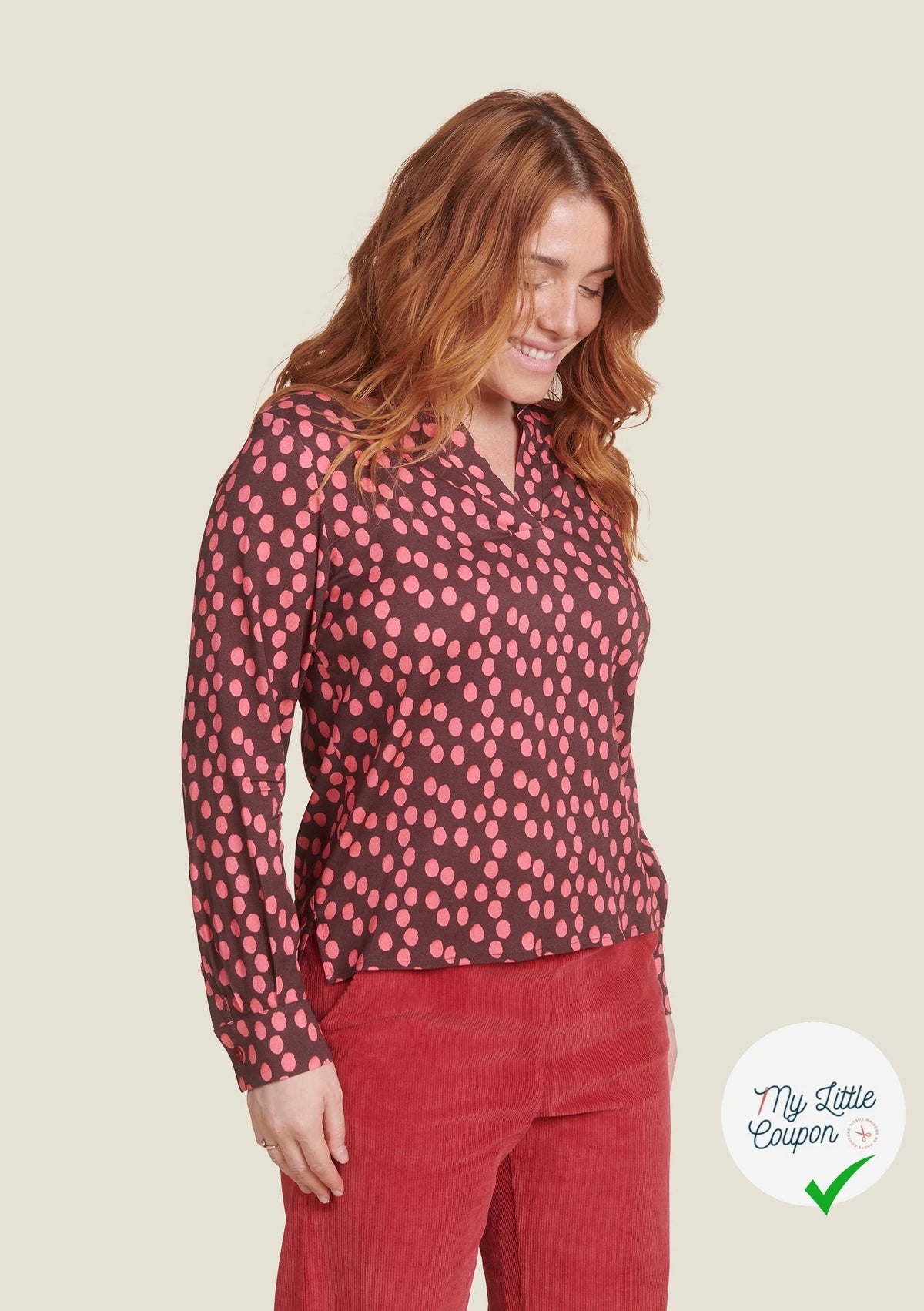 VISCOSE ÉLASTHANNE IMPRIMÉ POIS ROSES FOND MARRON - My Little Coupon