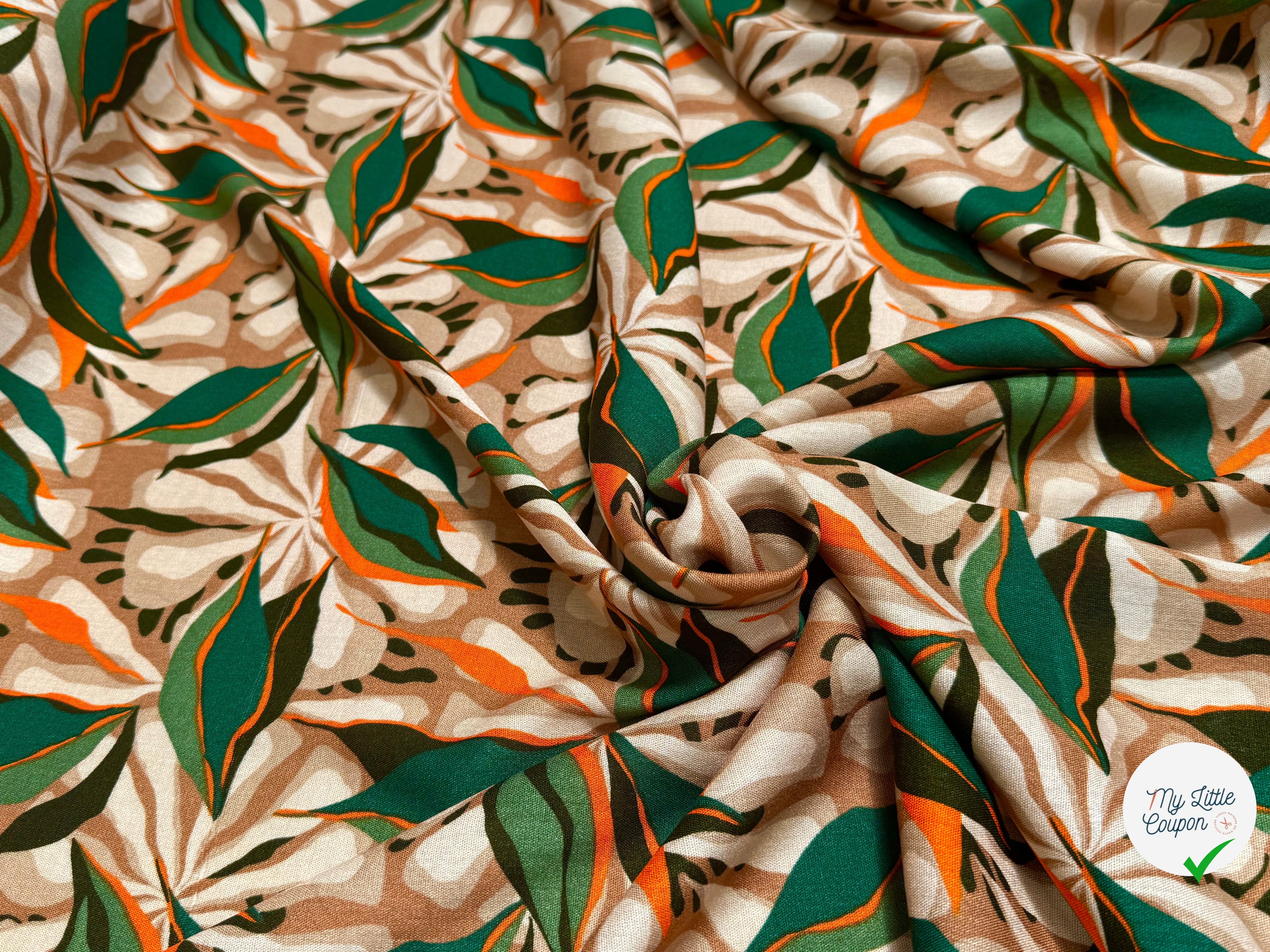 VISCOSE FLUIDE FOND BEIGE MOTIFS FEUILLAGES VERT ORANGE - My Little Coupon