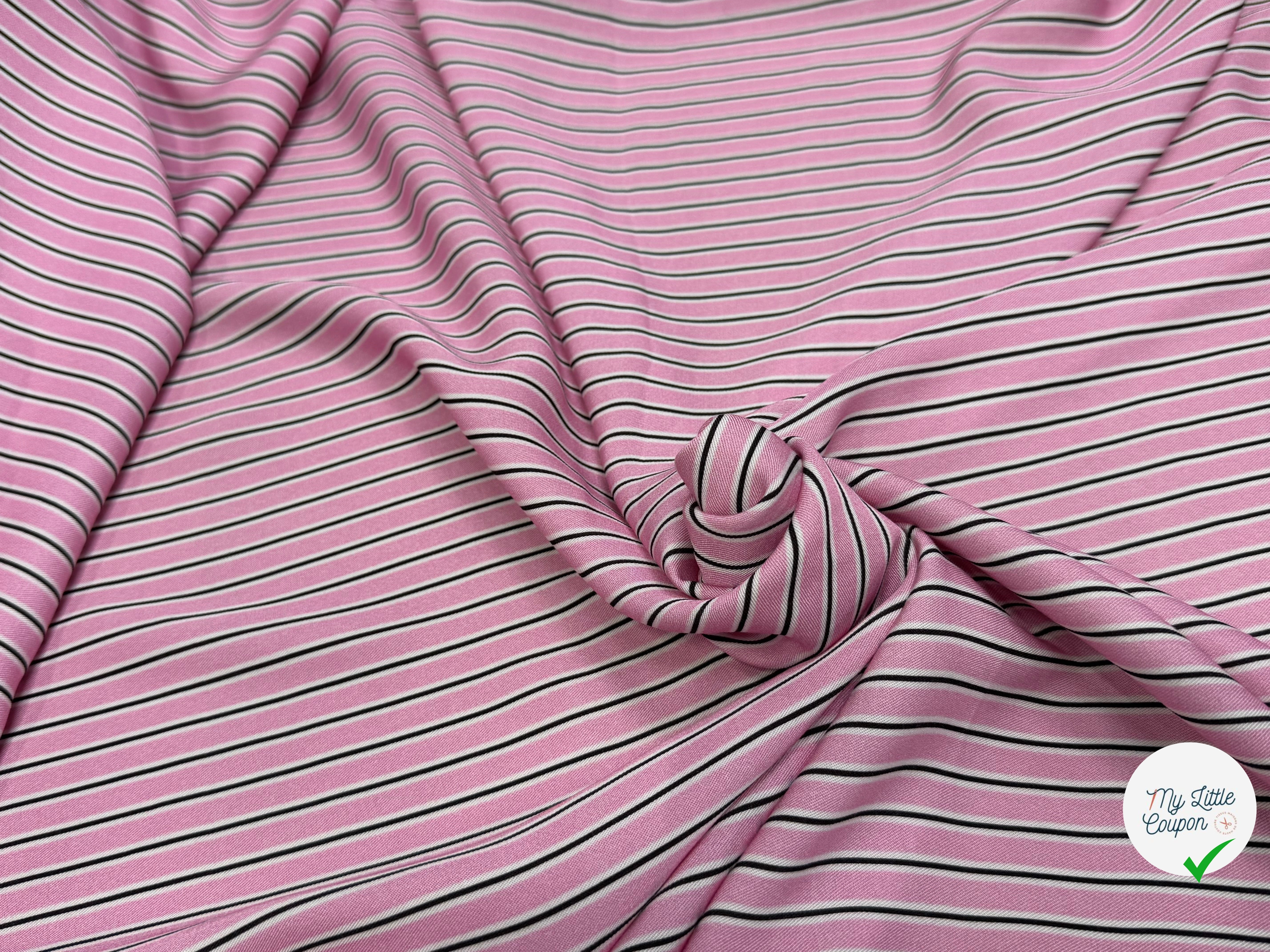 VISCOSE FLUIDE RAYON TWILL PRINTED ROSE PALE - My Little Coupon