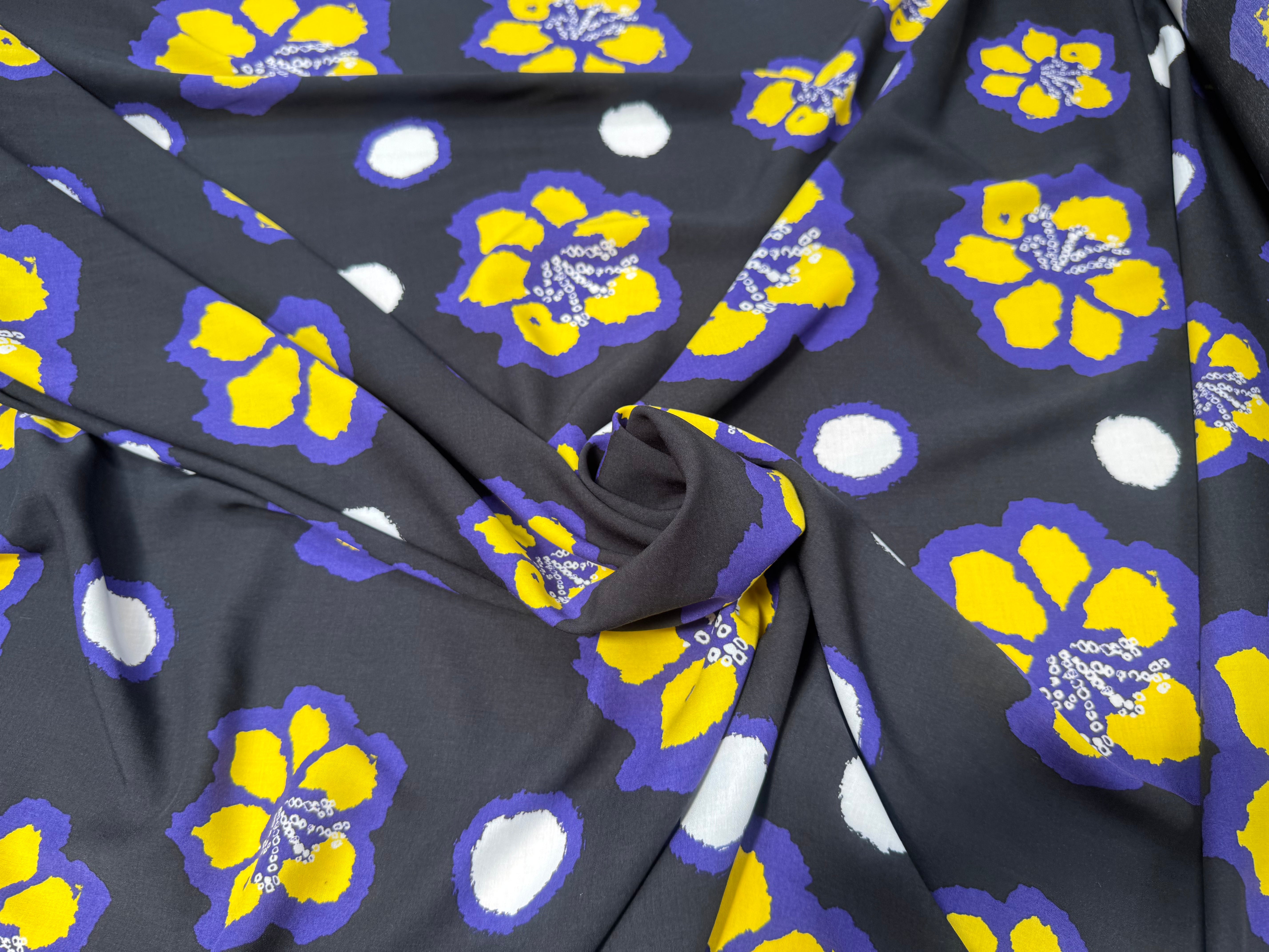 VISCOSE FOND NOIR FLEURS VIOLET - My Little Coupon
