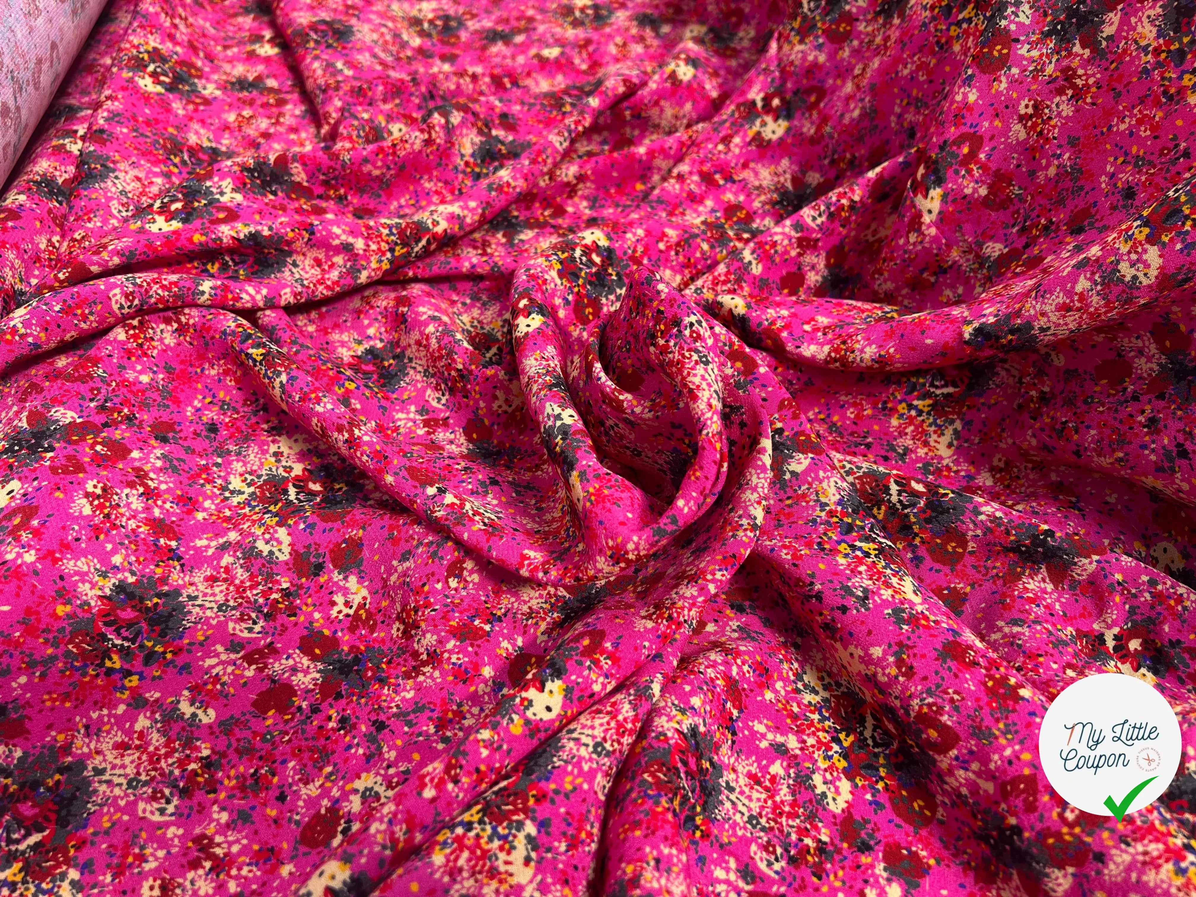VISCOSE IMPRIMÉ FOND ROSE MOTIFS BOUQUET DE FLEURS - My Little Coupon
