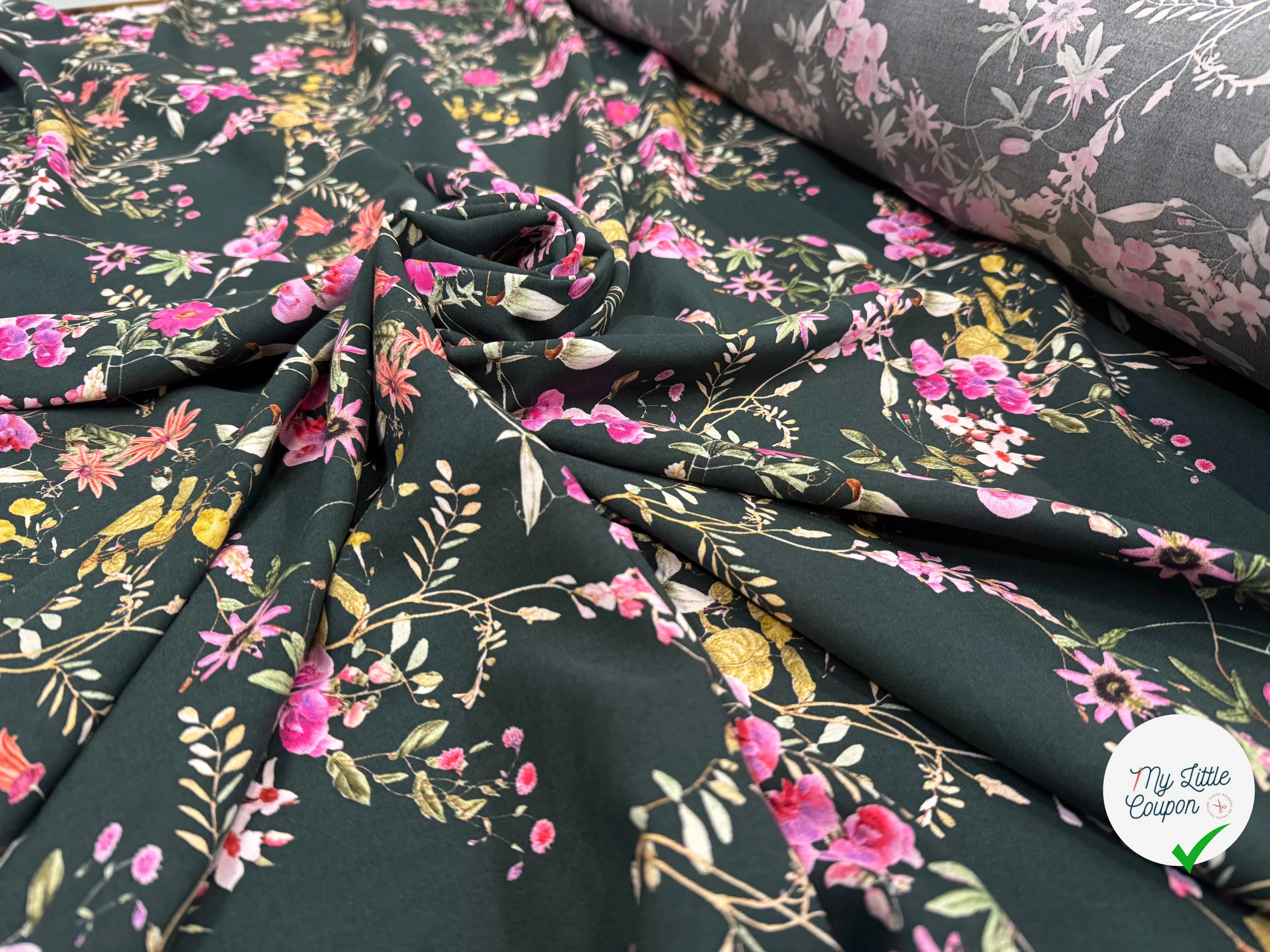 VISCOSE IMPRIMÉE VERTE FLORALE PRINTEMPS - My Little Coupon