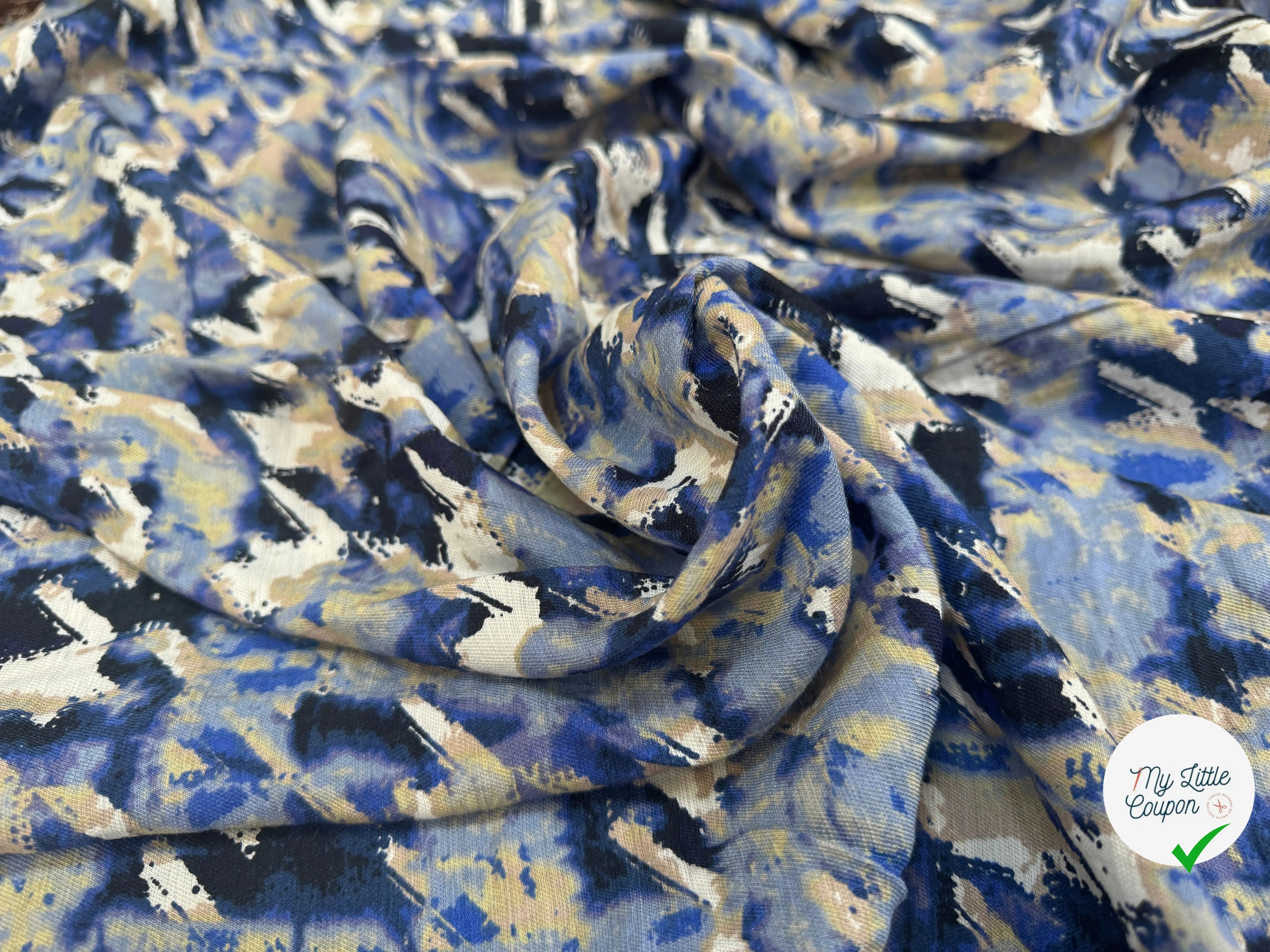 VISCOSE NYLON TWILL TISSU IMPRIMÉ ABSTRAIT BLEU MARINE - My Little Coupon