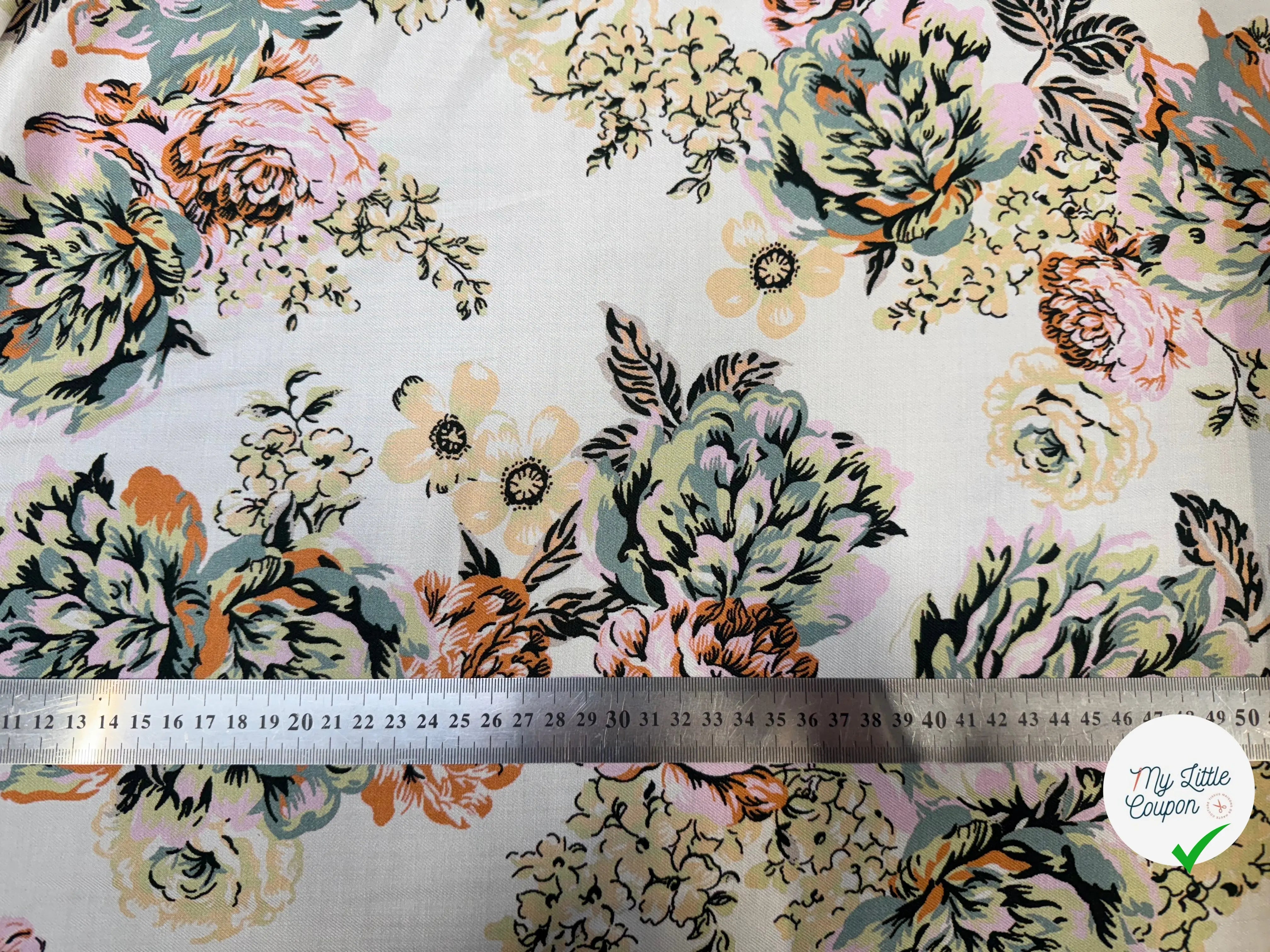 VISCOSE SERGÉE IMPRIMÉE PRINTEMPS LÉGÈREMENT SATINÉ - My Little Coupon