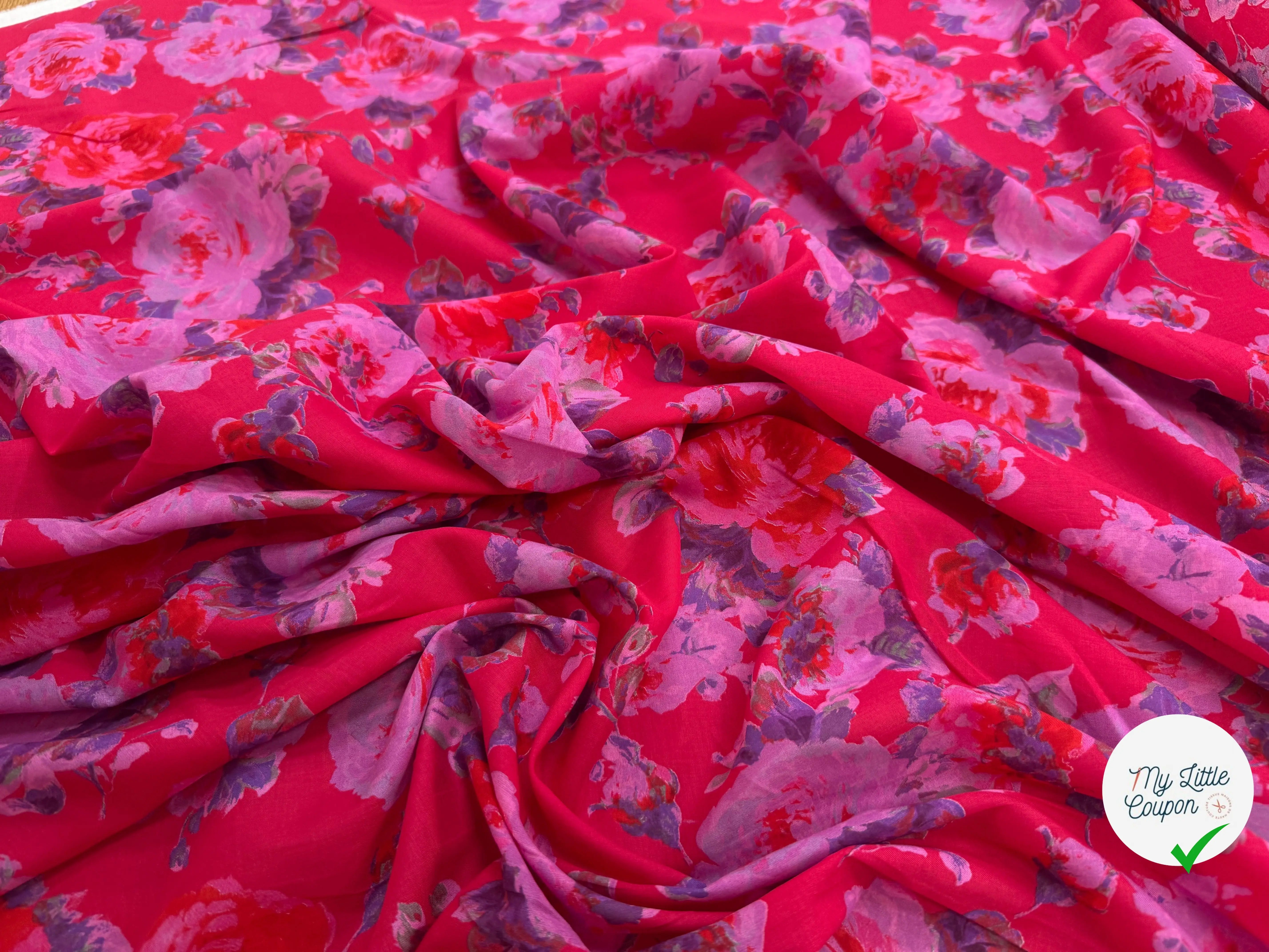 VOILE COTON ROUGE AVEC FLEURS VIOLET - My Little Coupon