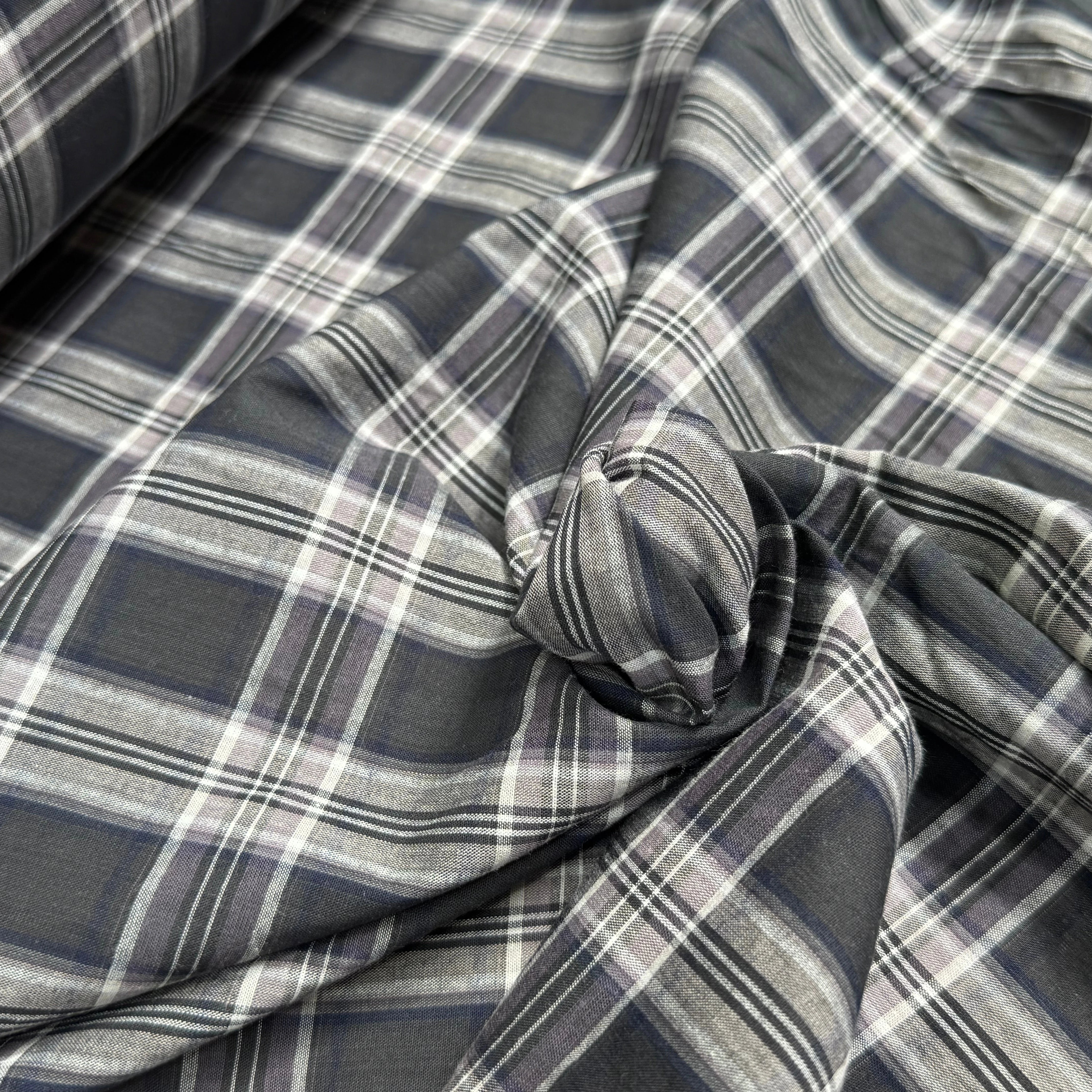 VOILE DE COTON BELLE DENSITÉ À CARREAUX ANTHRACITE GRIS - My Little Coupon