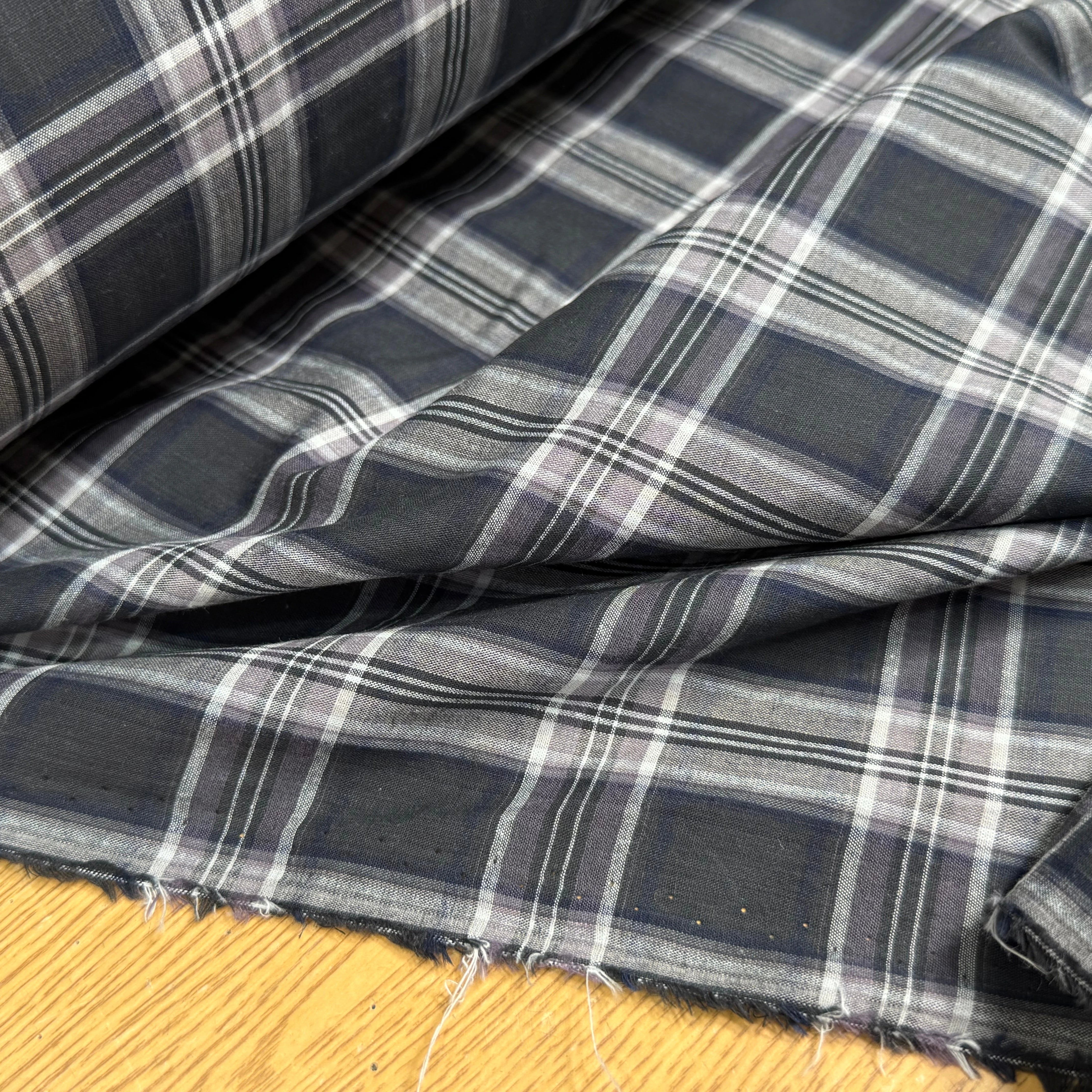 VOILE DE COTON BELLE DENSITÉ À CARREAUX ANTHRACITE GRIS - My Little Coupon