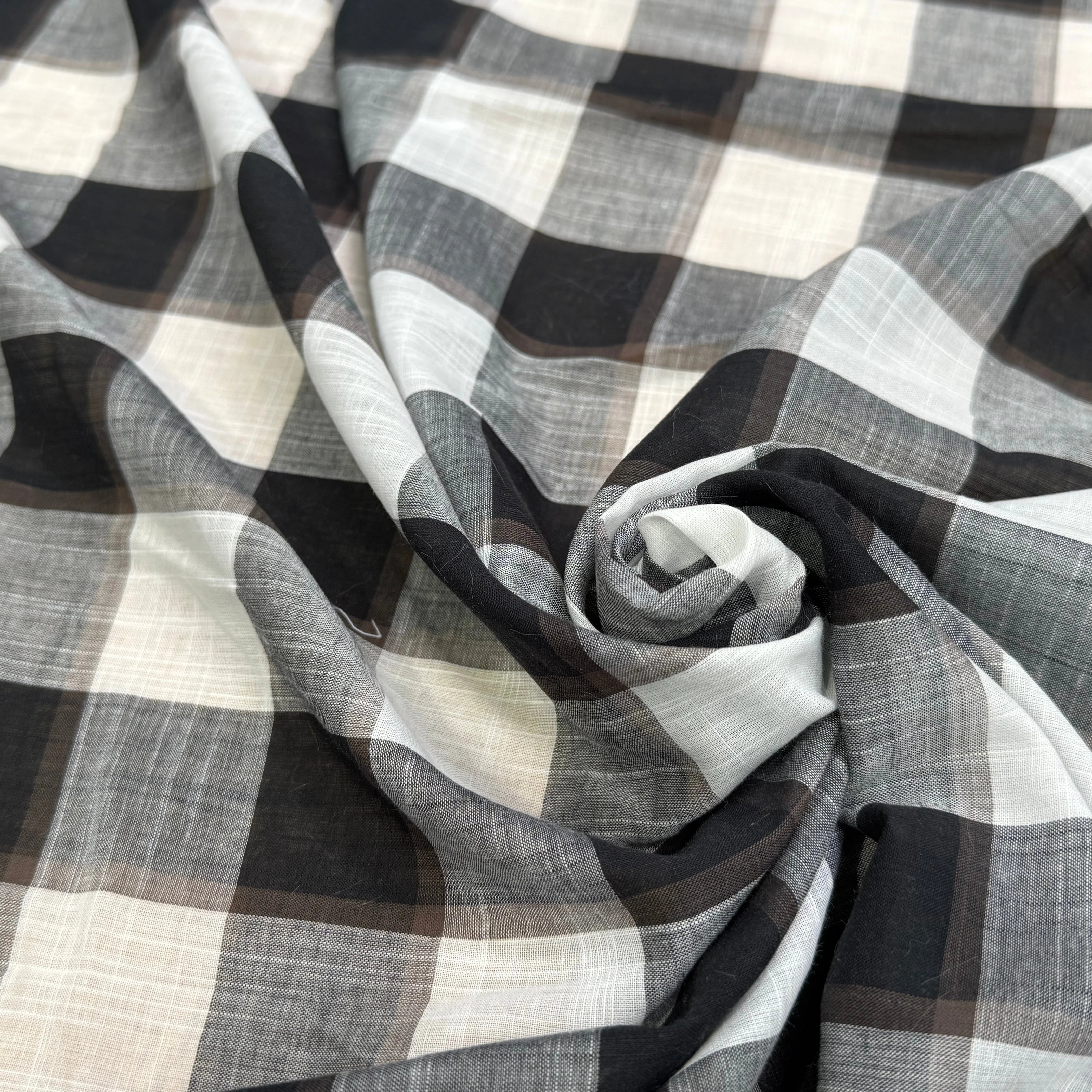 VOILE DE COTON CARREAUX BLANC ET NOIR - My Little Coupon