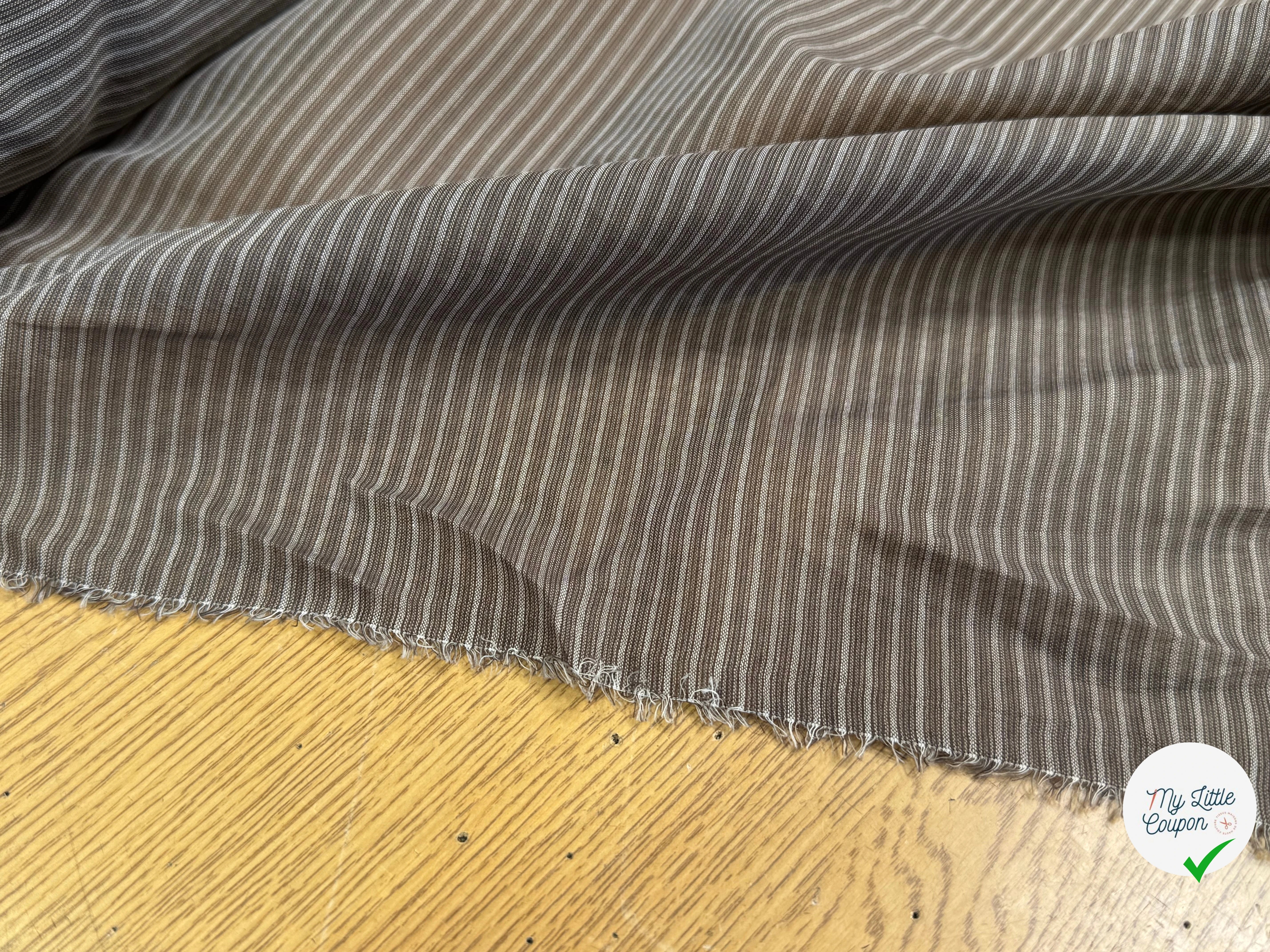 VOILE DE COTON FLUIDE GRIS FINES RAYURES 170CM - My Little Coupon