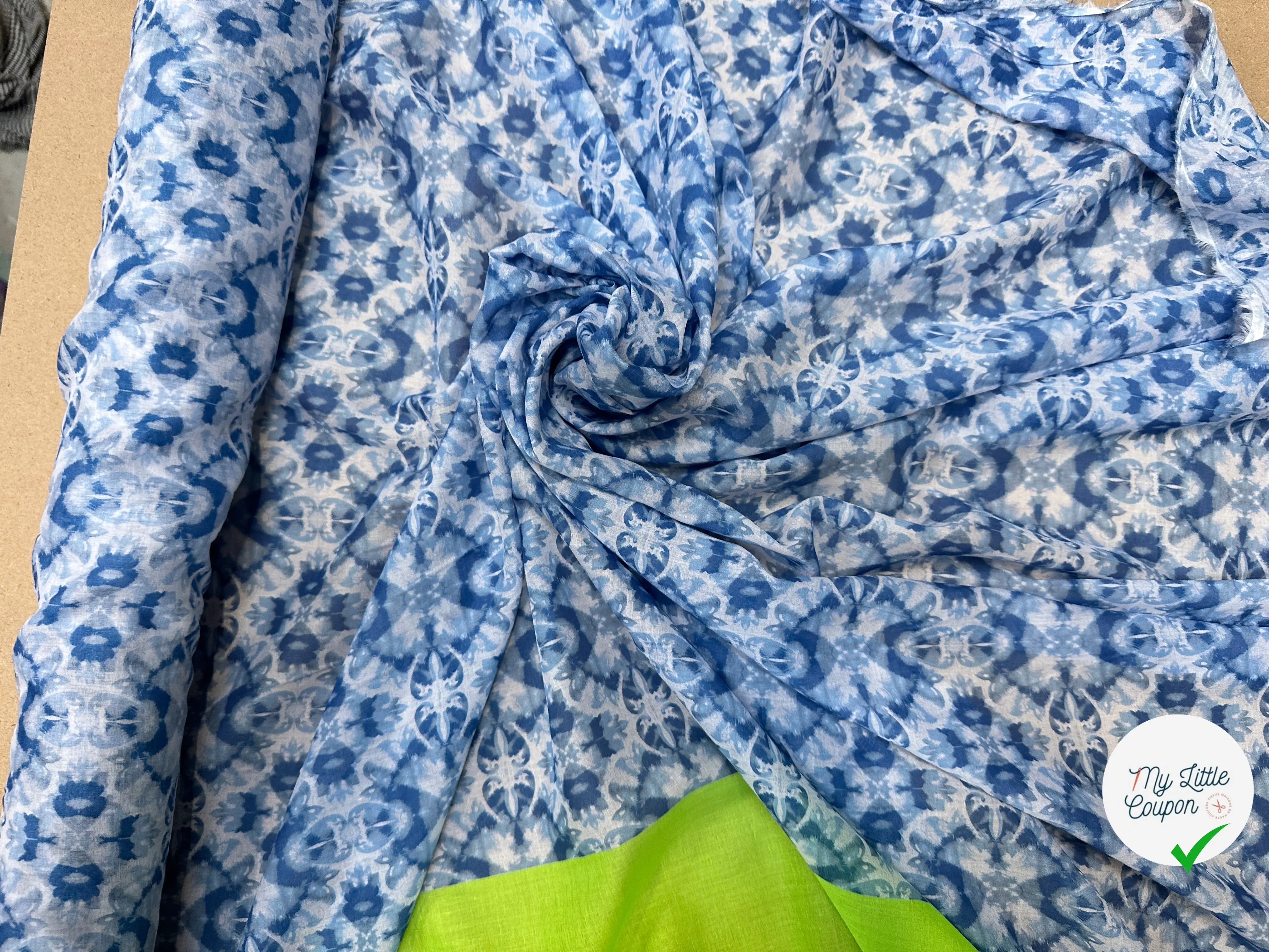 VOILE DE COTON LA VIE EN BLEU BASE VERTE - My Little Coupon