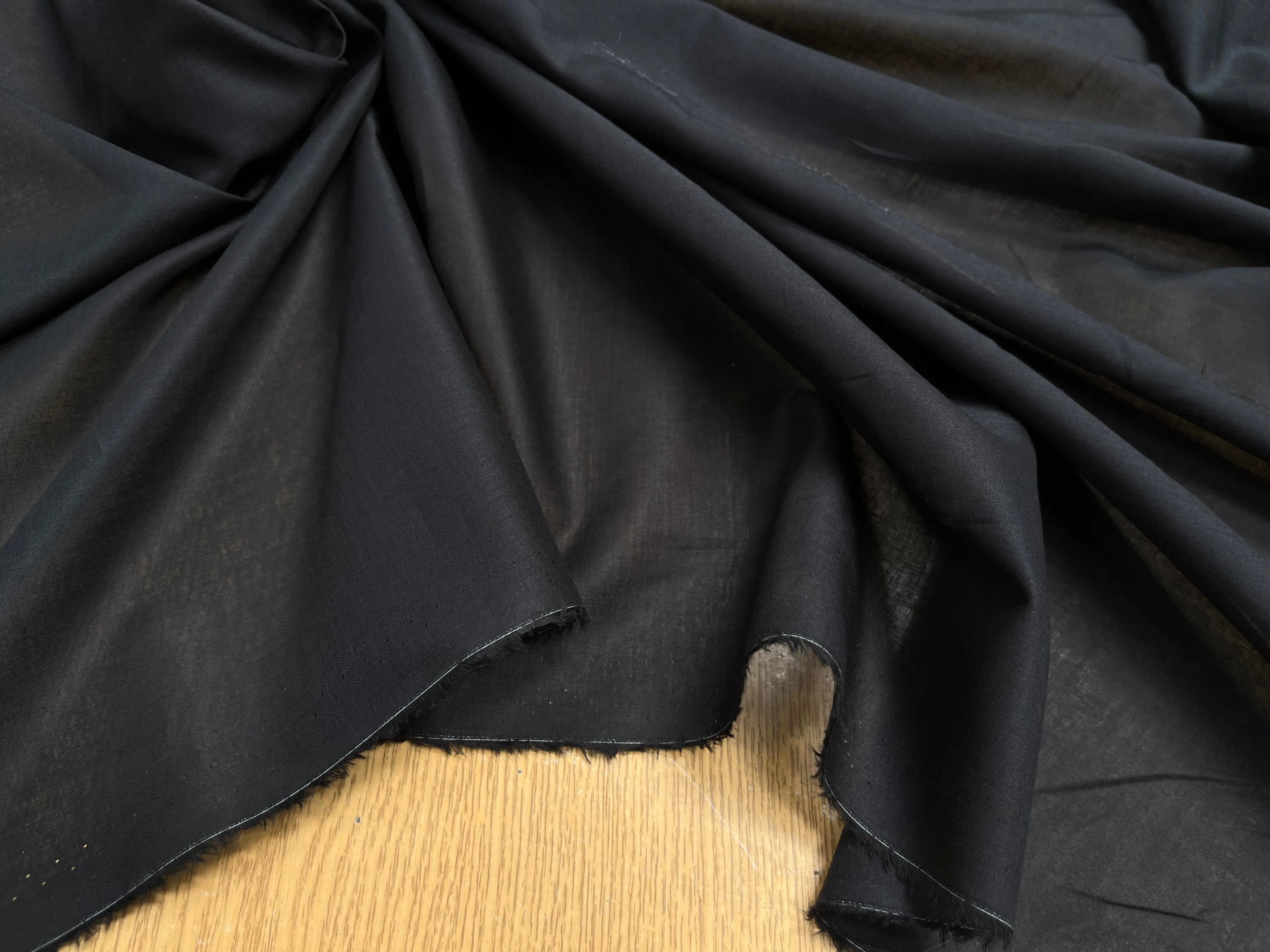 VOILE DE COTON NOIR SOUPLE - My Little Coupon