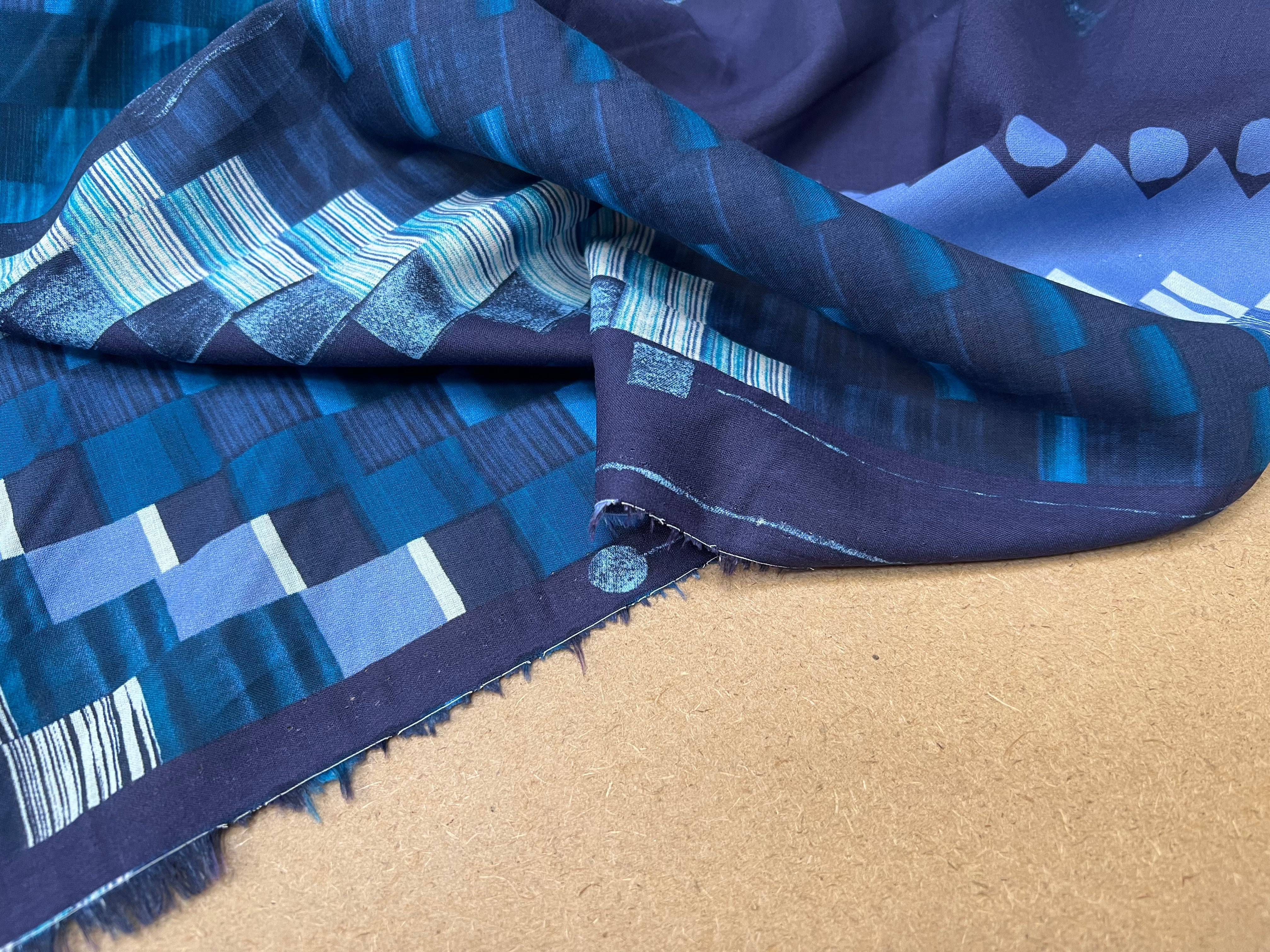VOILE DE COTON ORIGAMI DE COULEUR FOND BLEU - My Little Coupon