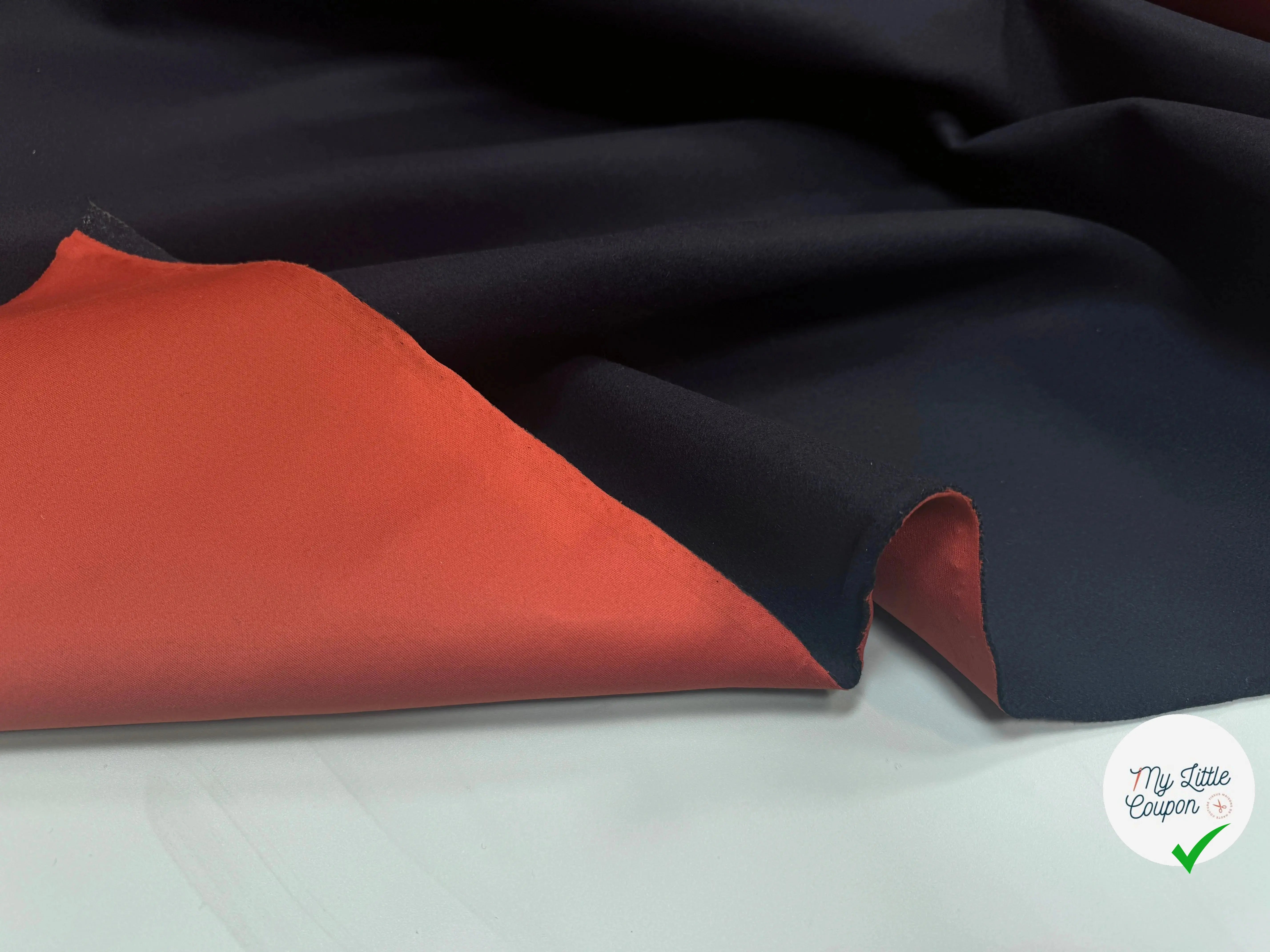 CABAN BLEU MARINE / NUIT CONTRECOLLÉ NÉOPRÈNE ORANGE - My Little Coupon