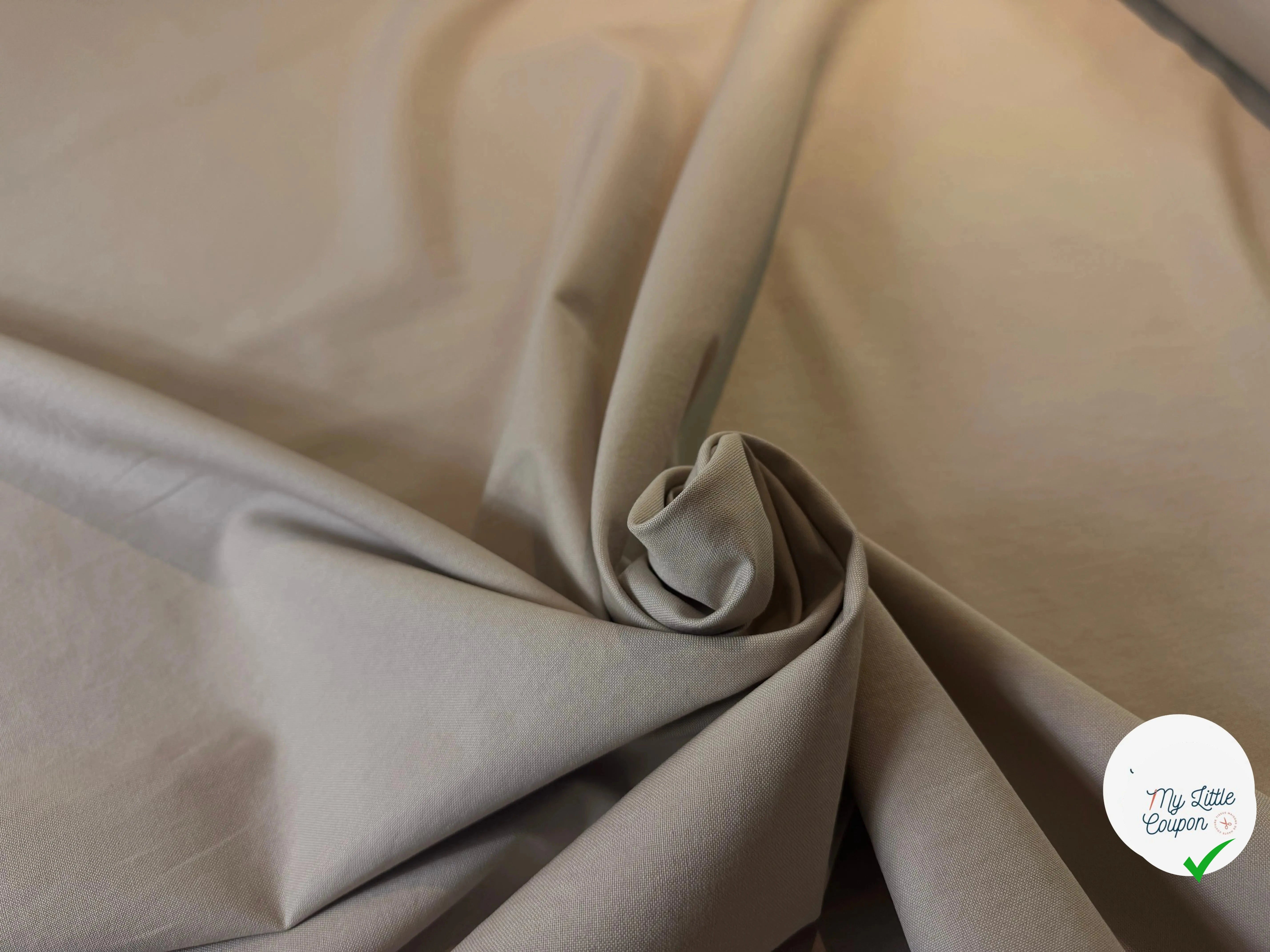 RECYCLED COTTON HEAVY POPLIN, Dusty Beige - My Little Coupon