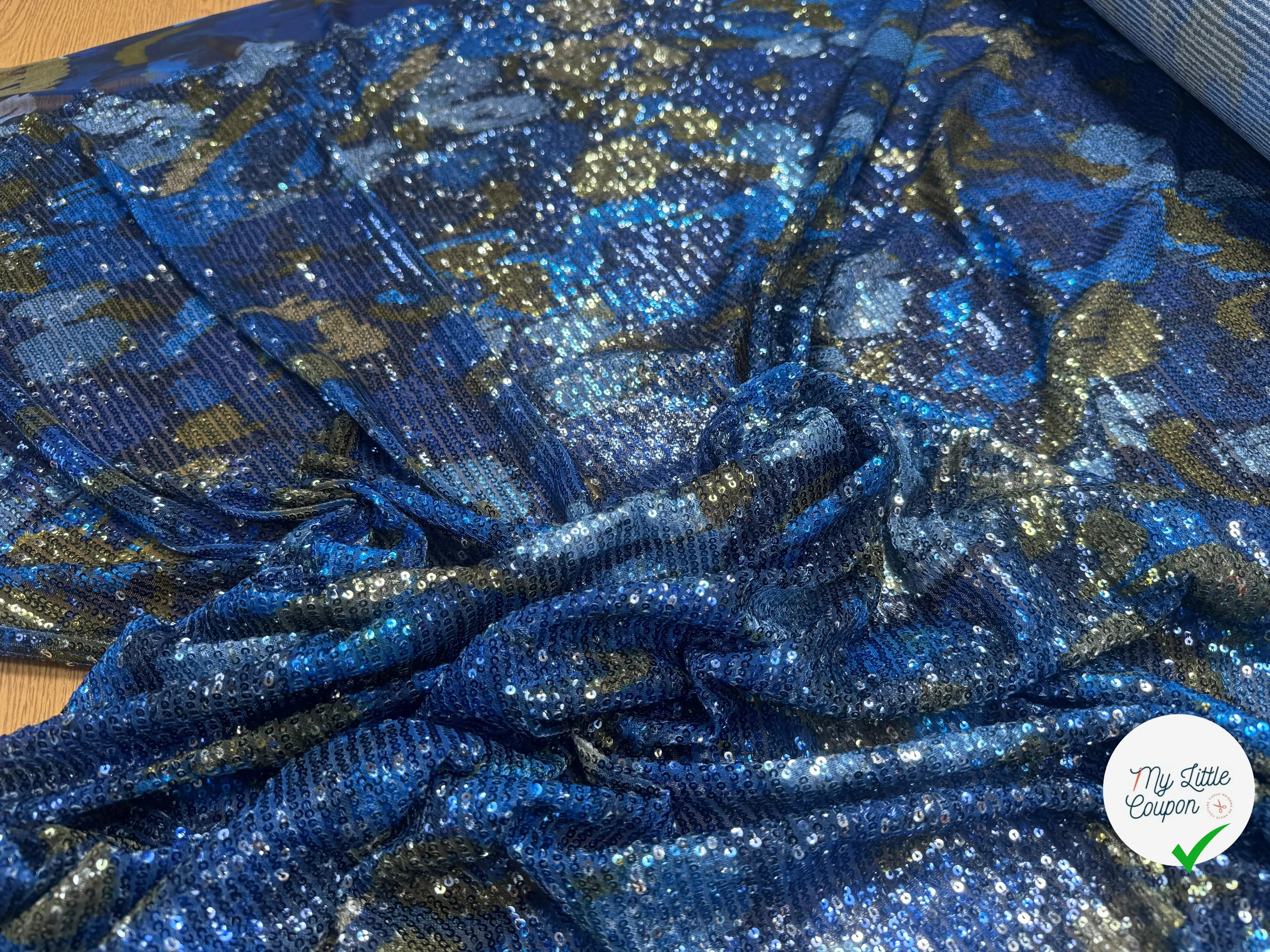 SEQUIN FOND BLEU FEUILLES GOLD & BLEU 5% EA - My Little Coupon