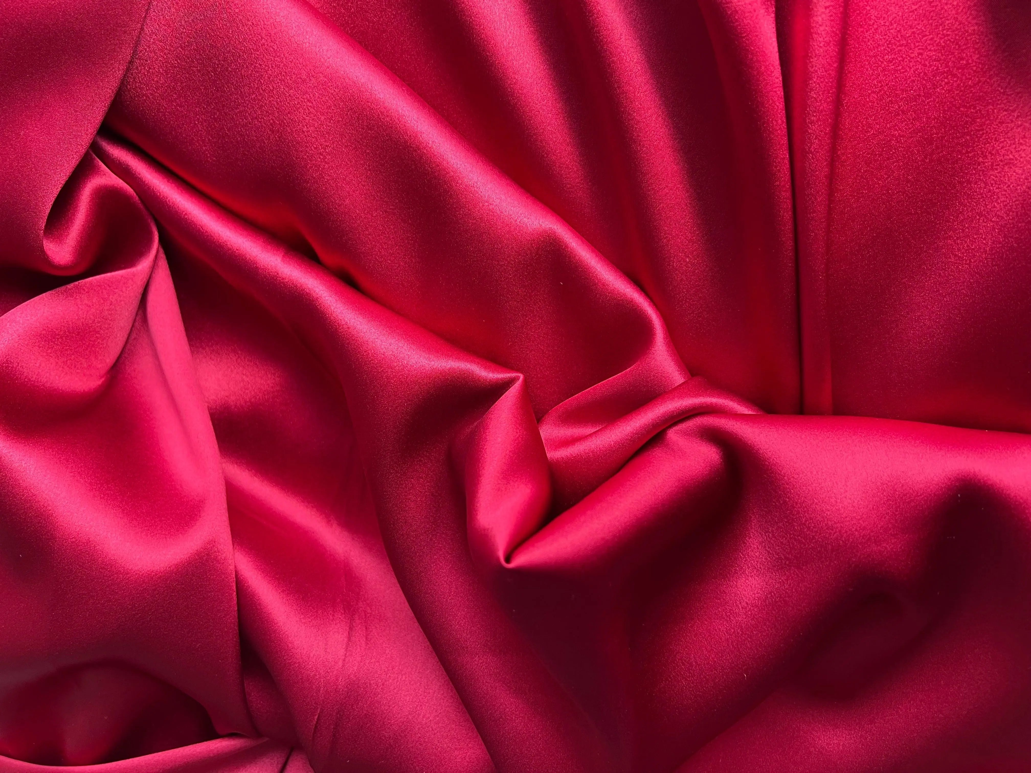 SATIN DE SOIE ROUGE CARMIN - coupon de 3 mètres - My Little Coupon - tissu - coudre
