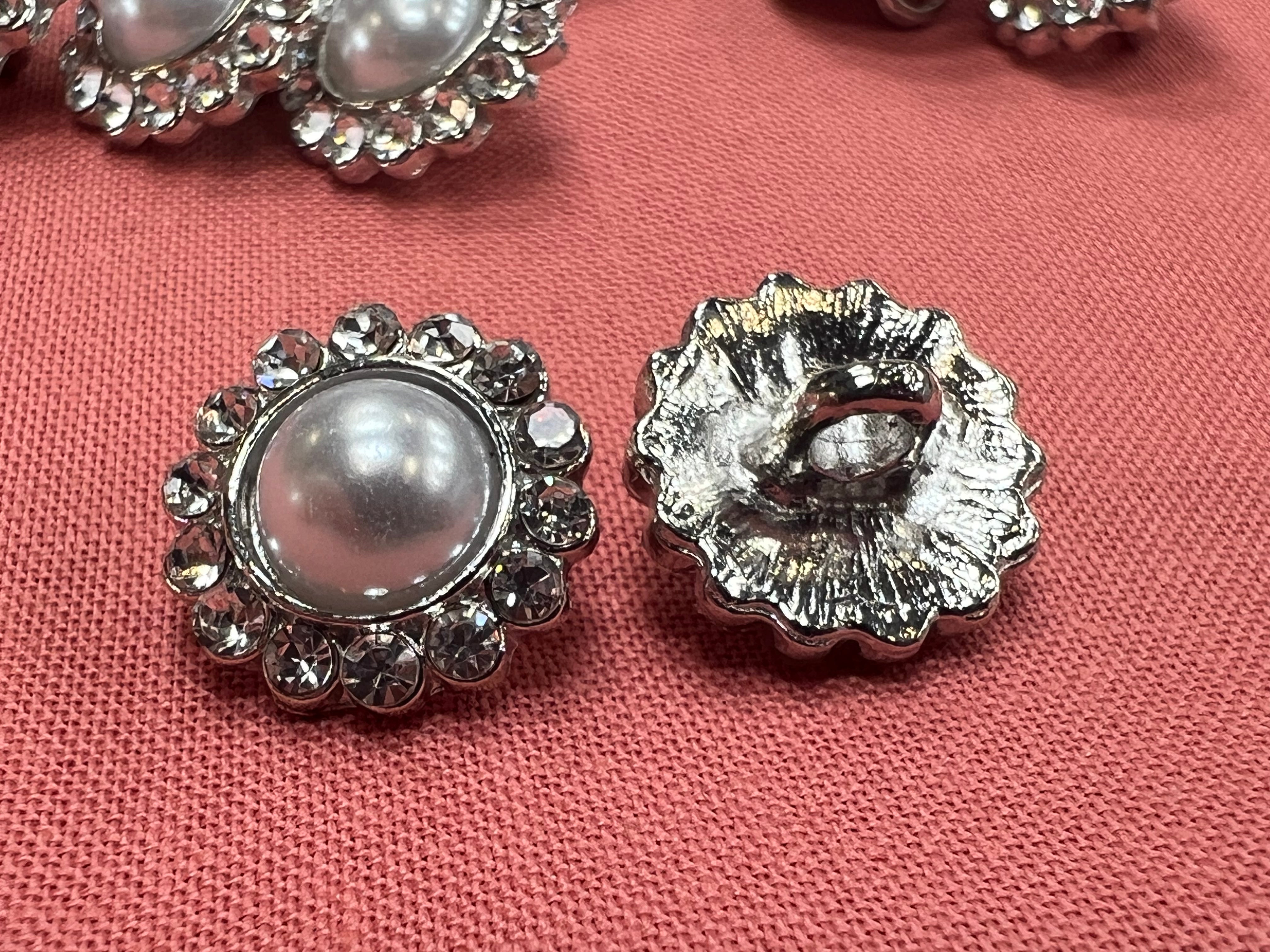 BOUTON ARGENTÉ PERLE ET STRASS (lot de 6) 15mm - My Little Coupon