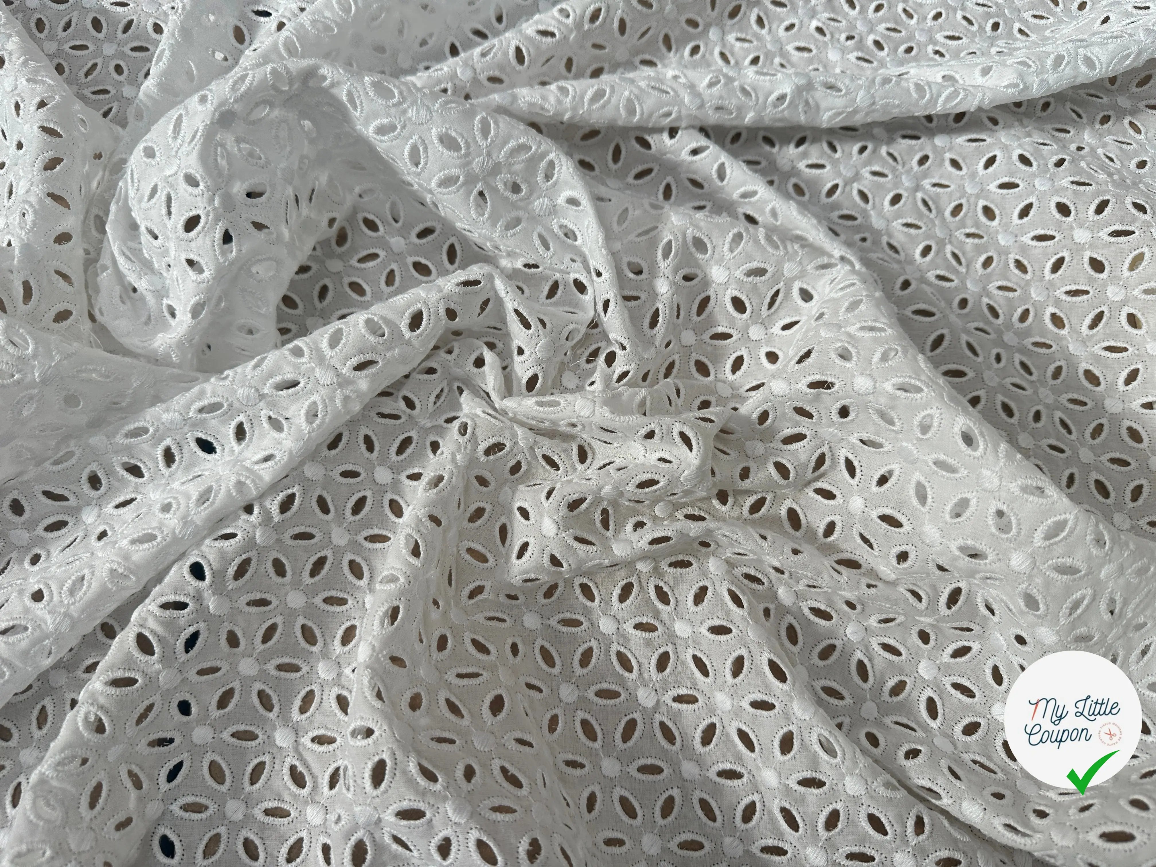 BRODERIE ANGLAISE COTON D'UN BLANC ECLATANT - My Little Coupon