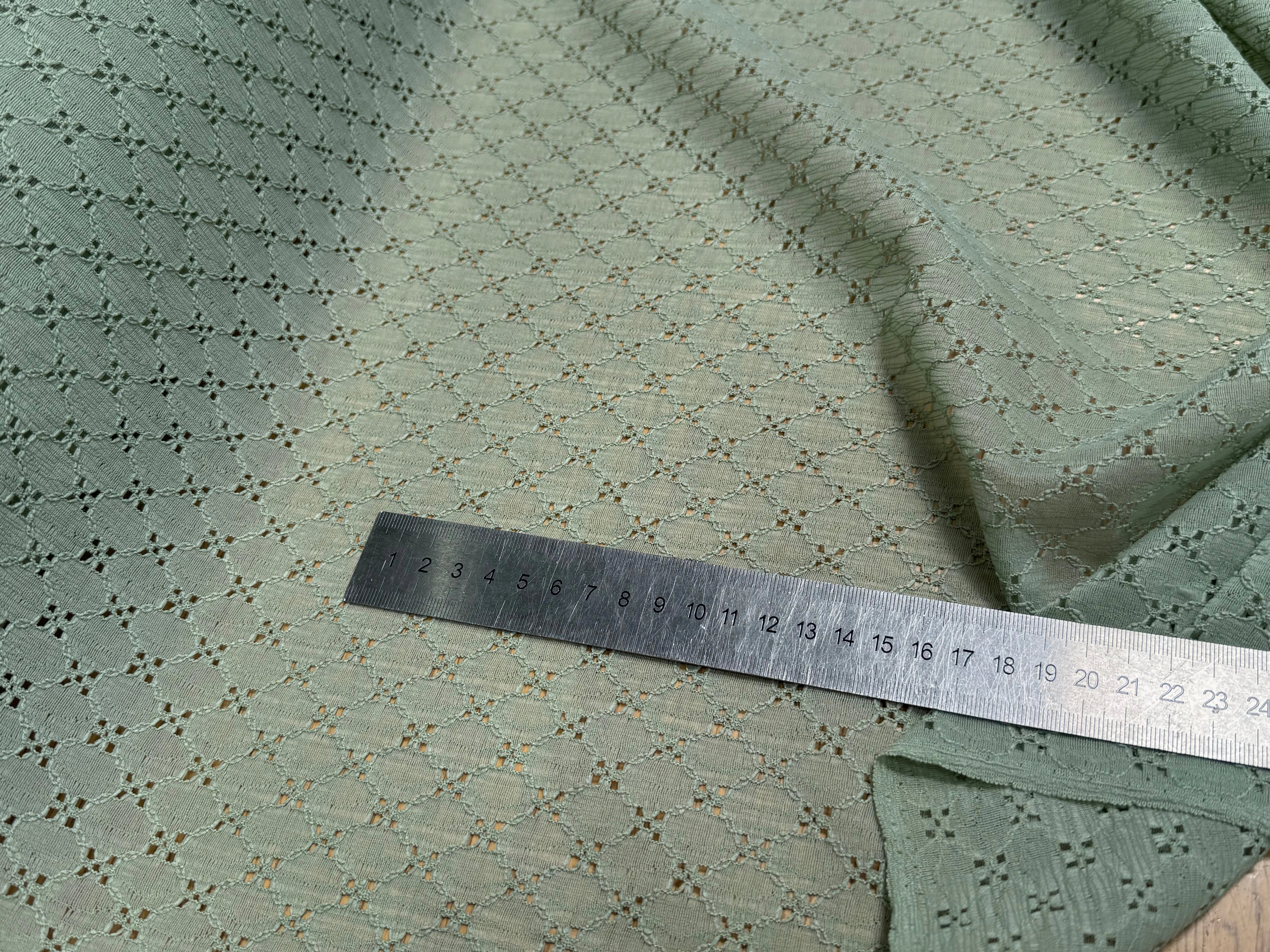 BRODERIE ANGLAISE VERT CÉLADON - My Little Coupon