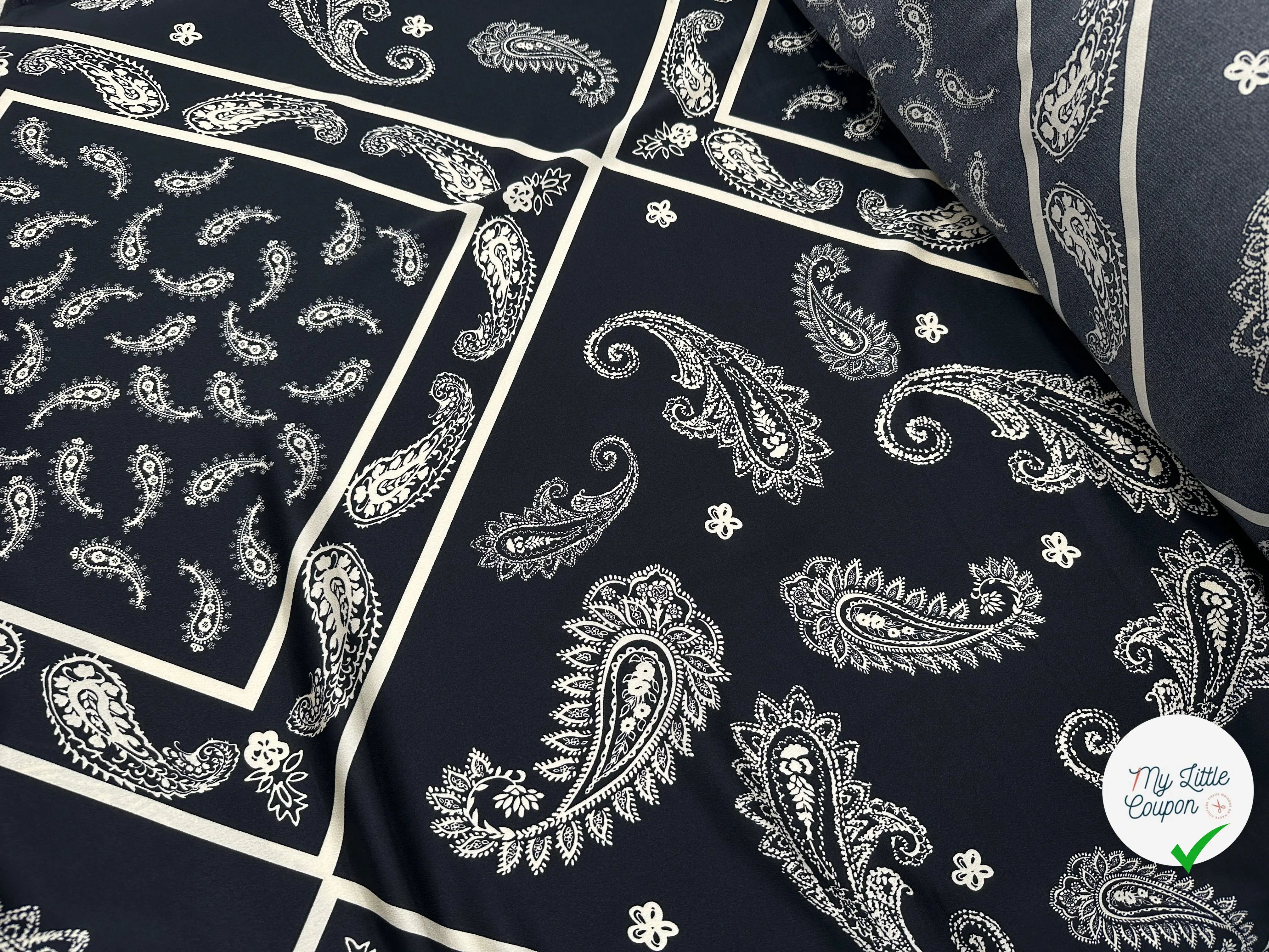 BUBBLE CRÊPE BIG BANDANA 4metres 30 MLC INTERN