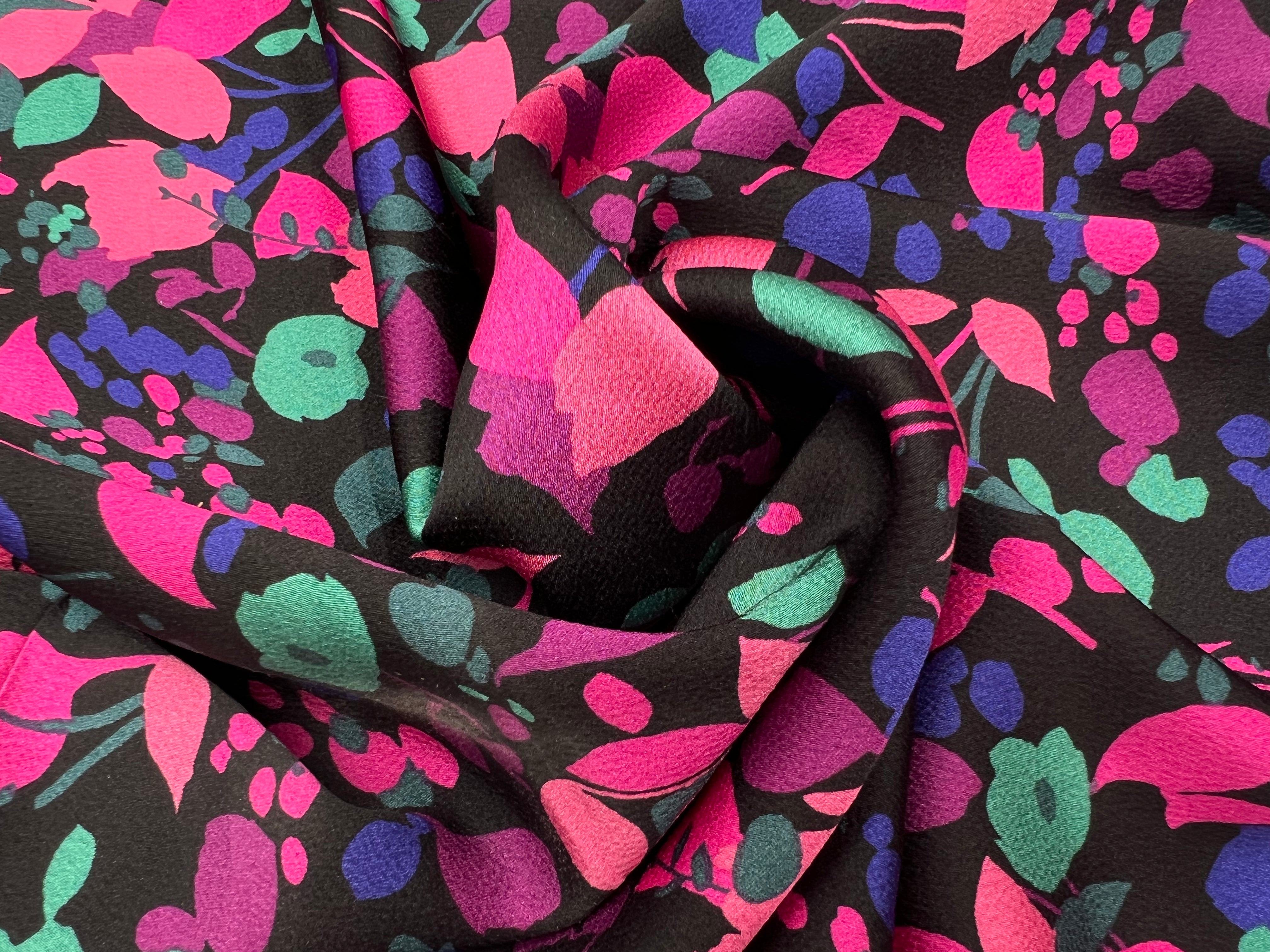 BUBBLE CRÊPE NOIR PÉTALES COLORÉS MLC INTERN
