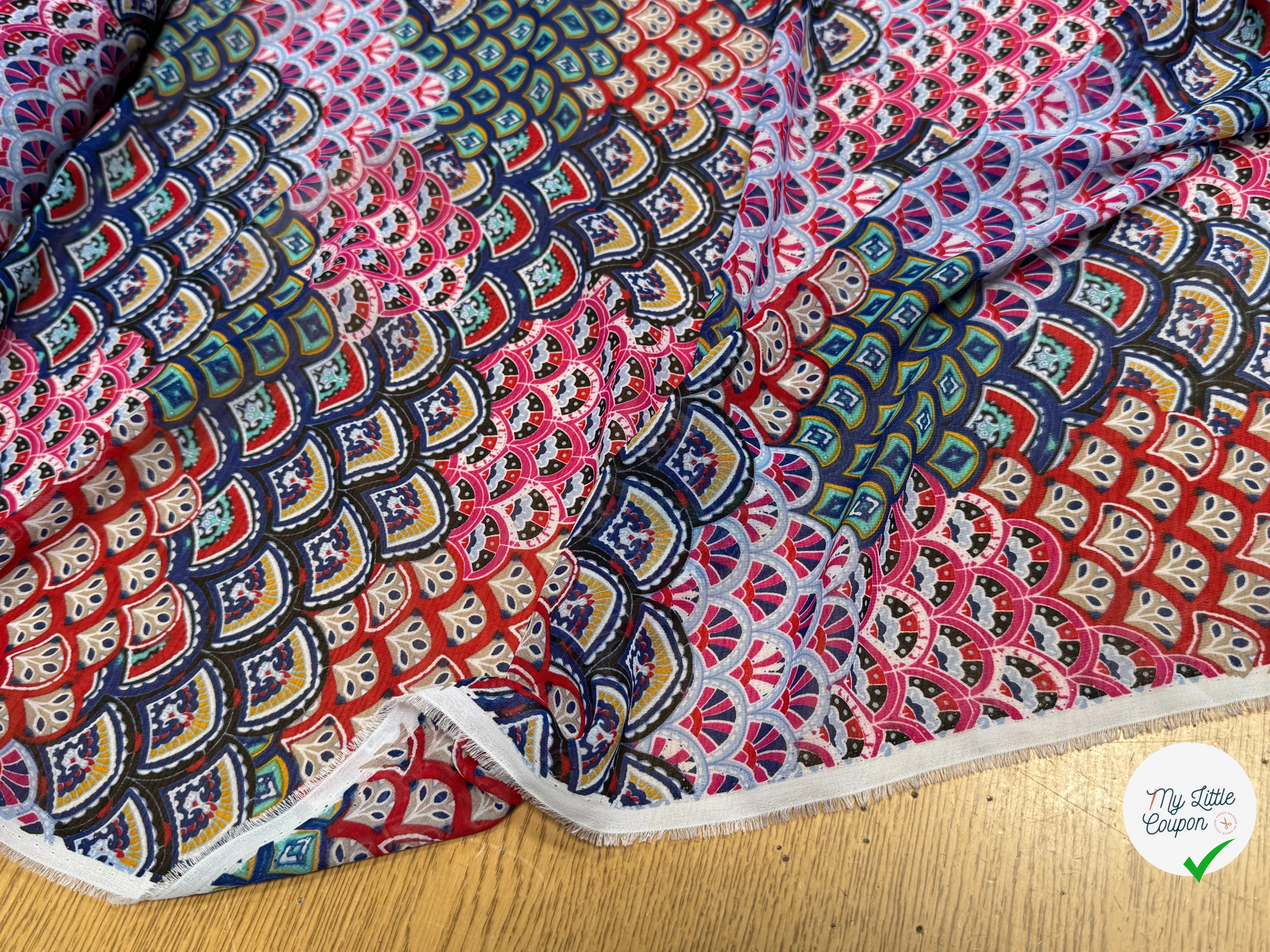 CHIFFON PRINTED ÉVANTAILS MULTICOLORES ROSE ROUGE - My Little Coupon