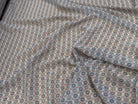 CHIFFON PRINTED FOND CASSÉ MOTIFS ABSTRAITS - My Little Coupon