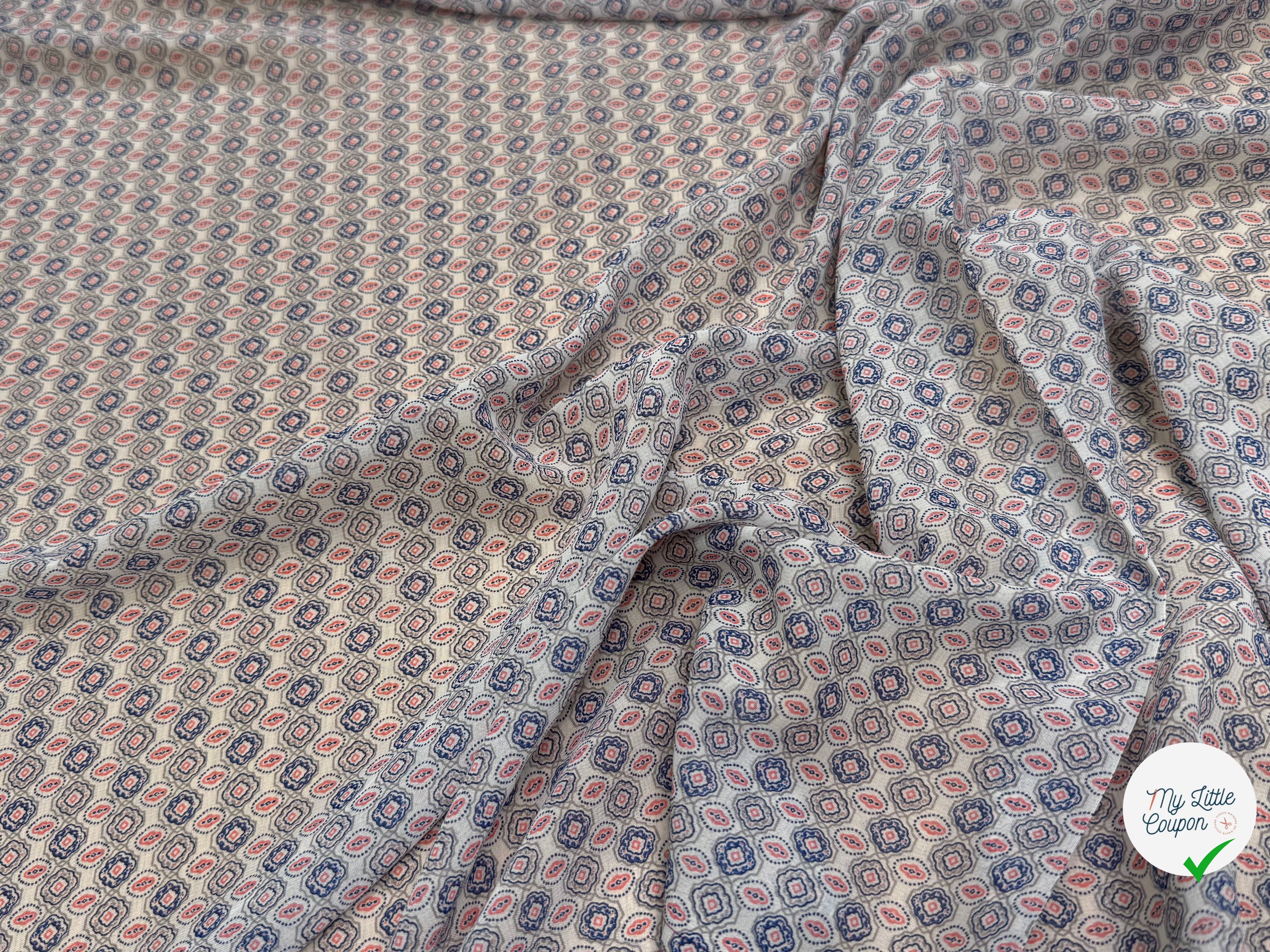 CHIFFON PRINTED FOND CASSÉ MOTIFS ABSTRAITS - My Little Coupon