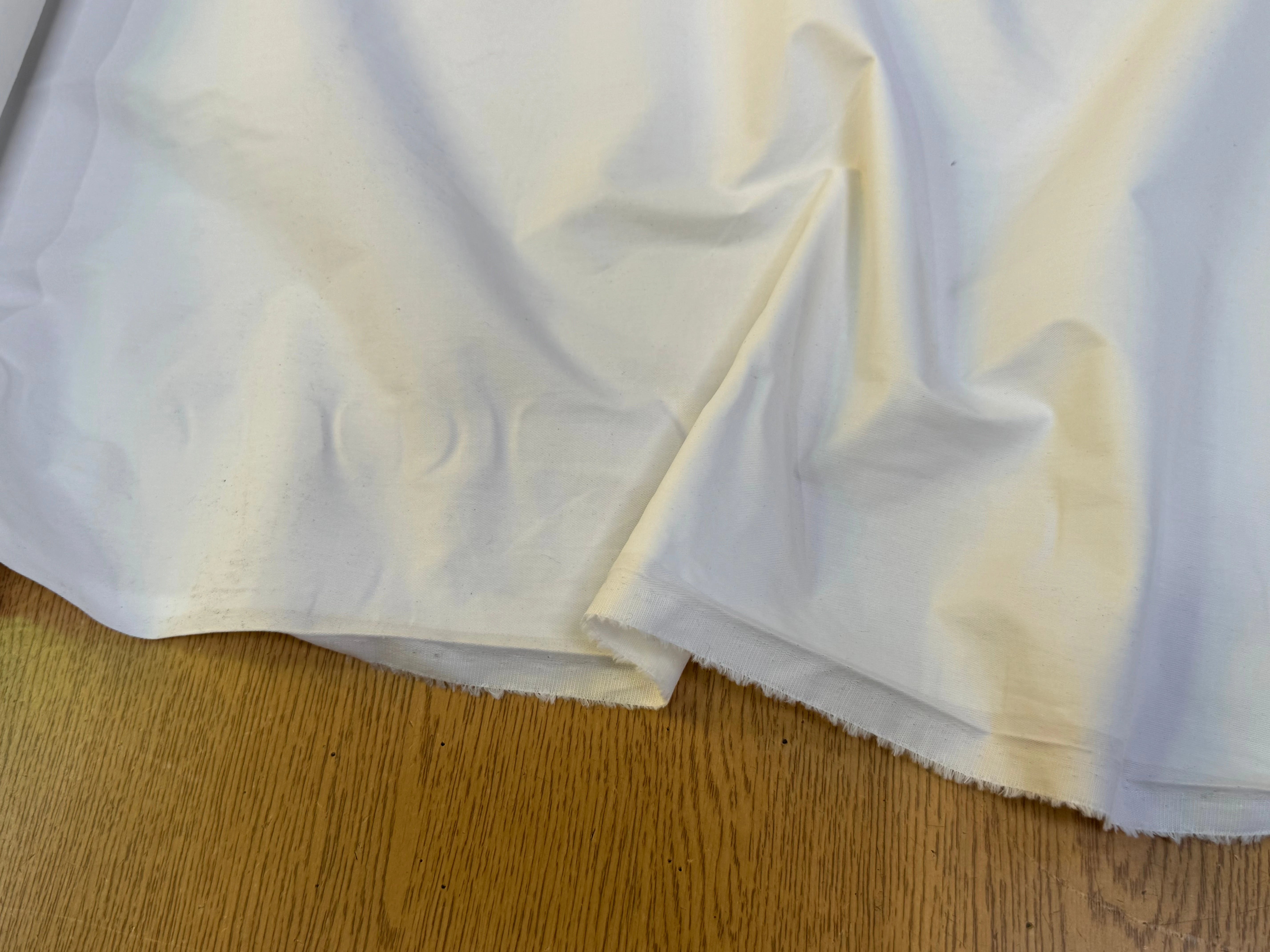 COTON CRAQUANT TRÈS FINEMENT SERGÉ BLANC - My Little Coupon
