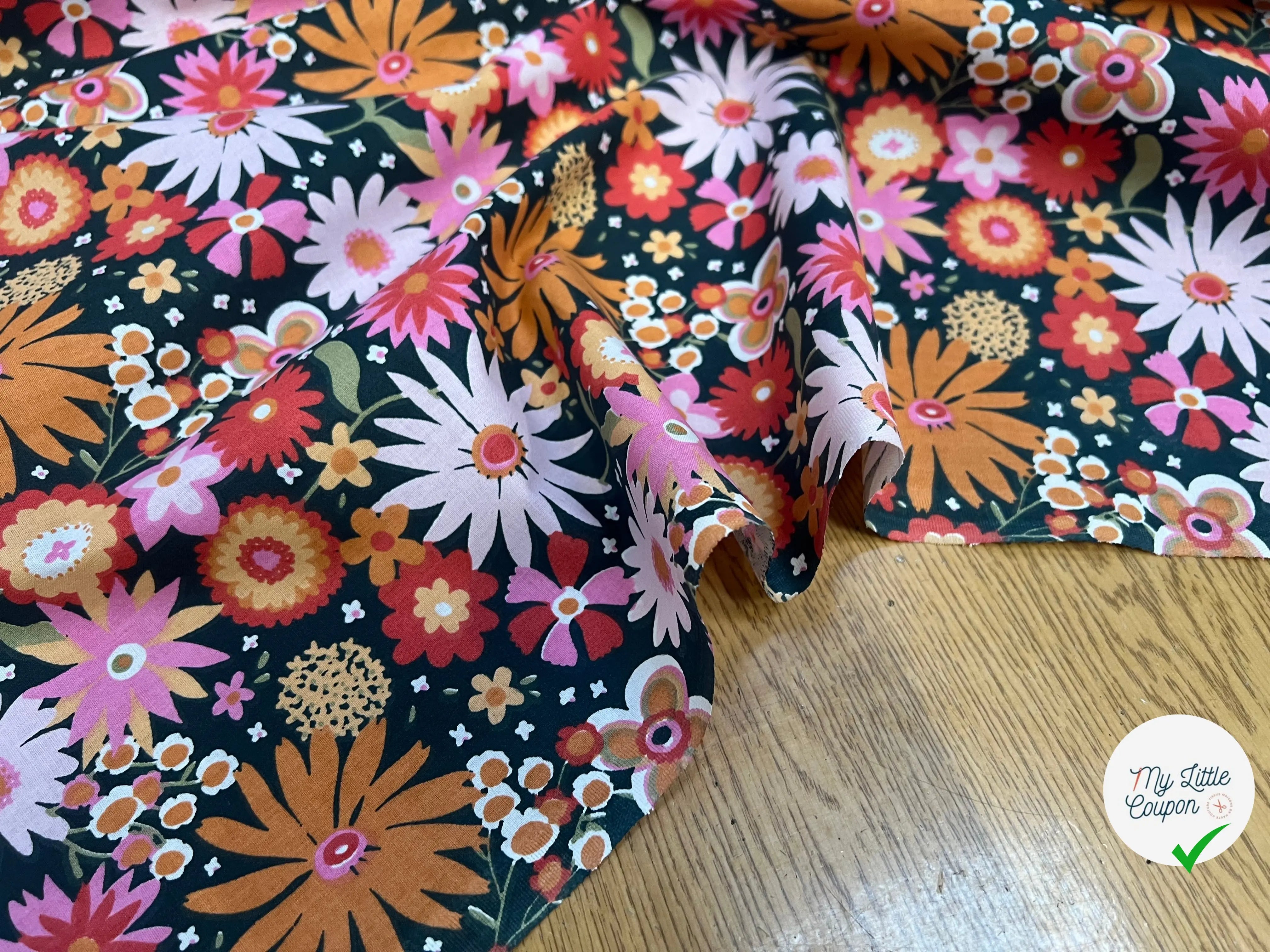 COTON IMPRIMÉ CHILDHOOD VERT / ORANGE 1B Y8 150 - My Little Coupon
