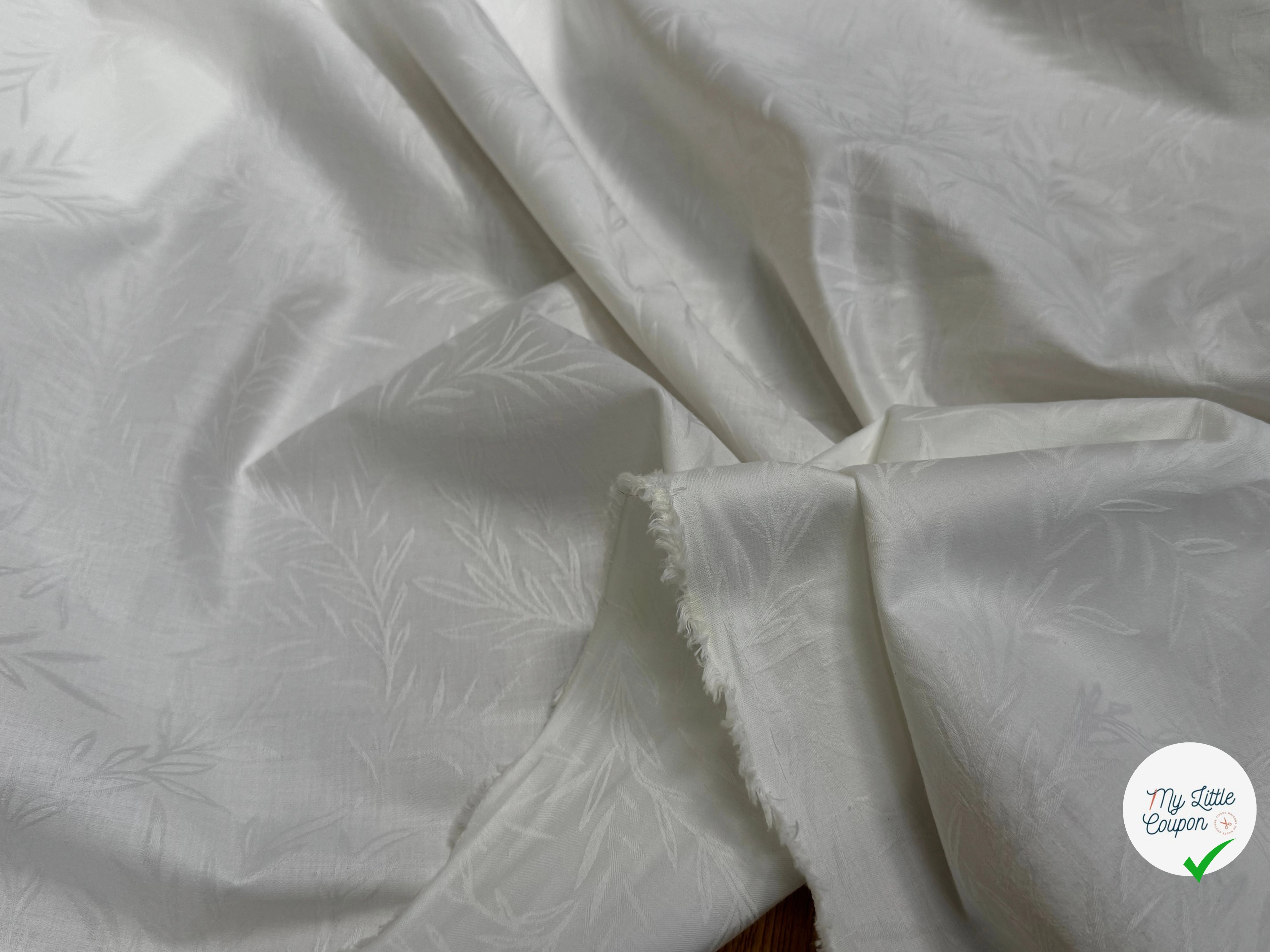 COTON JACQUARD DAMASSÉ BLANC CASSÉ MOTIFS FLORAUX 280 DE LAIZE SOFT TOUCHÉ - My Little Coupon